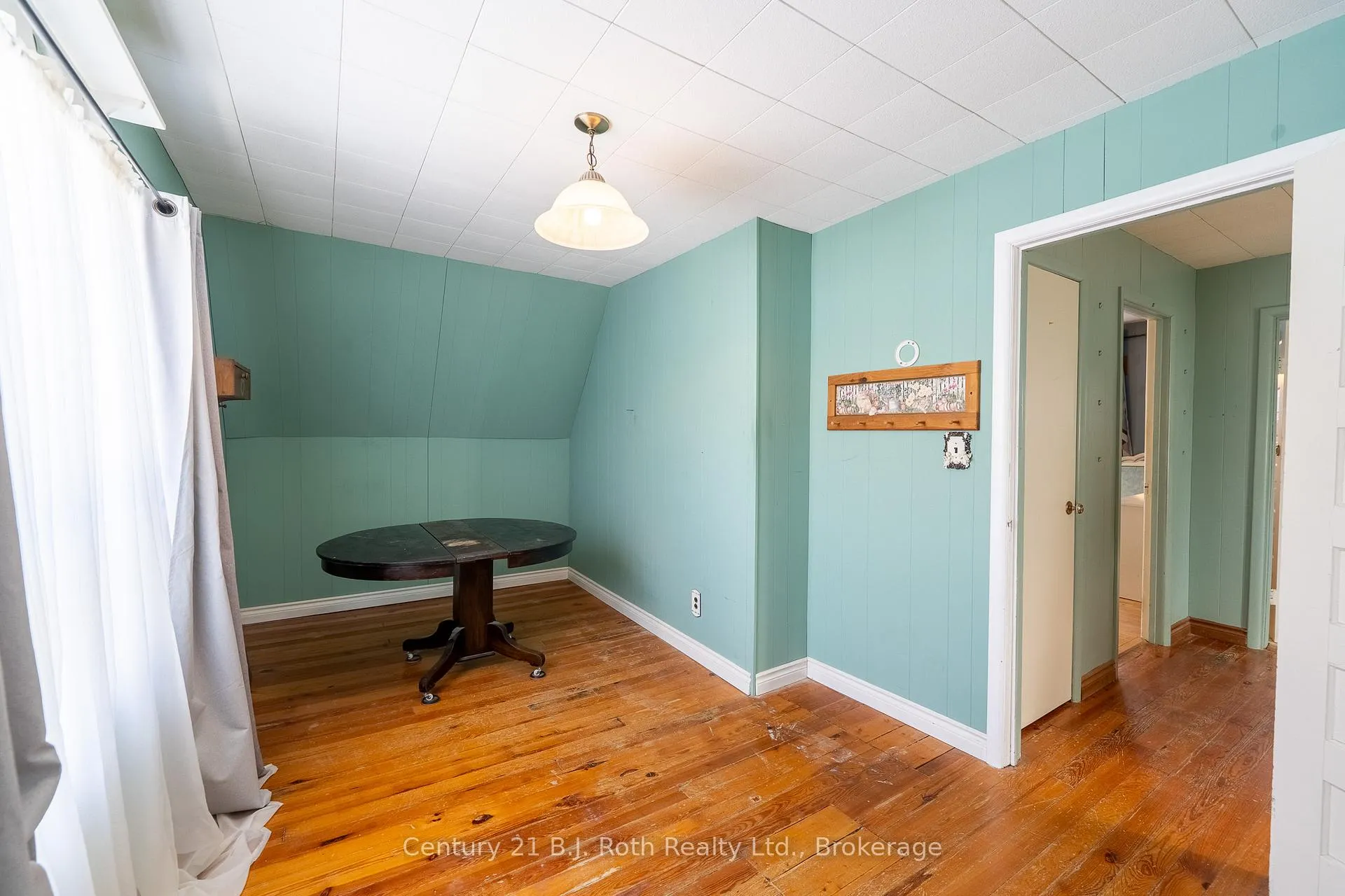 Photo 20 of 44 William Street, Orillia — HOMEH