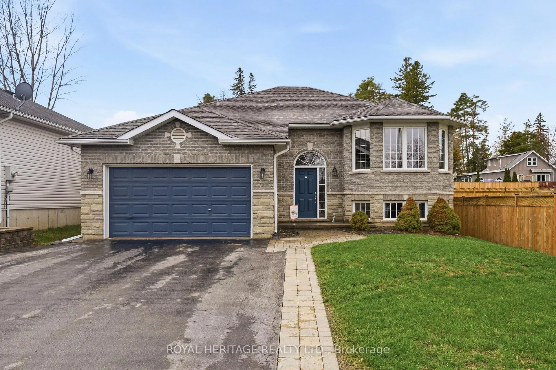Photo 2 of 1 Kyle Court, Quinte West, Frankford Ward — HOMEH