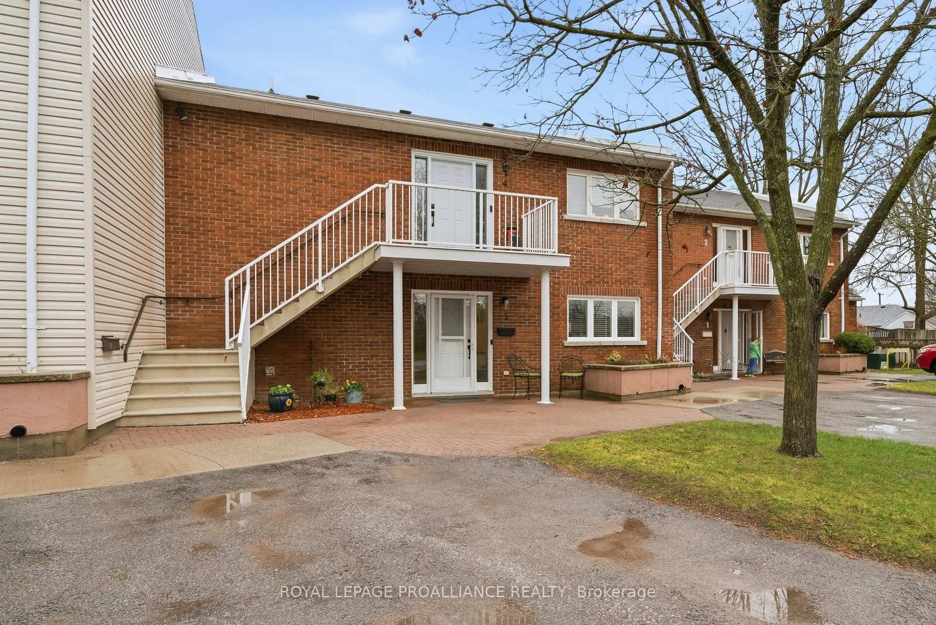 Photo 1 of Unit 3, 179 Herchimer Avenue, Belleville, Belleville Ward — HOMEH