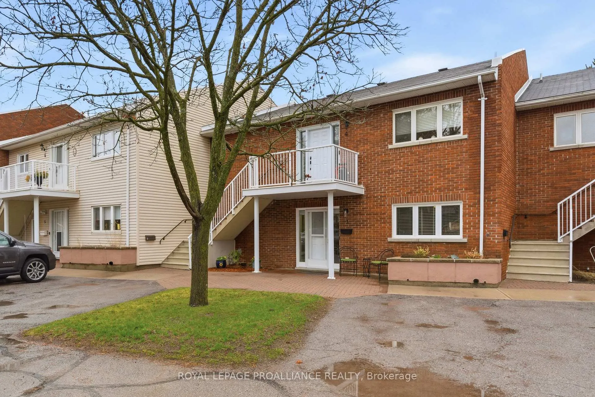 Photo 2 of Unit 3, 179 Herchimer Avenue, Belleville, Belleville Ward — HOMEH
