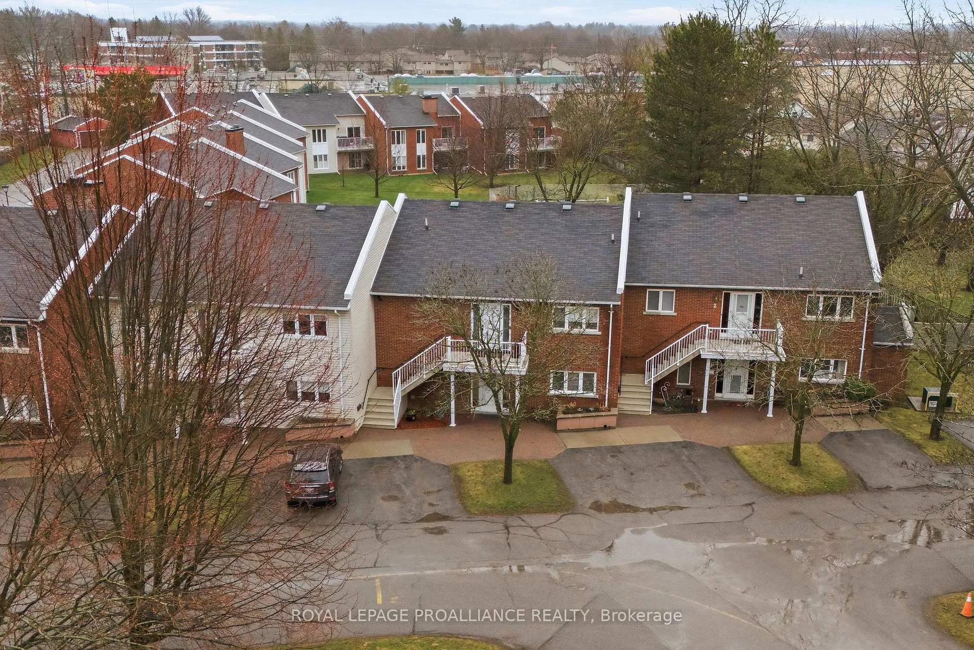 Photo 41 of Unit 3, 179 Herchimer Avenue, Belleville, Belleville Ward — HOMEH