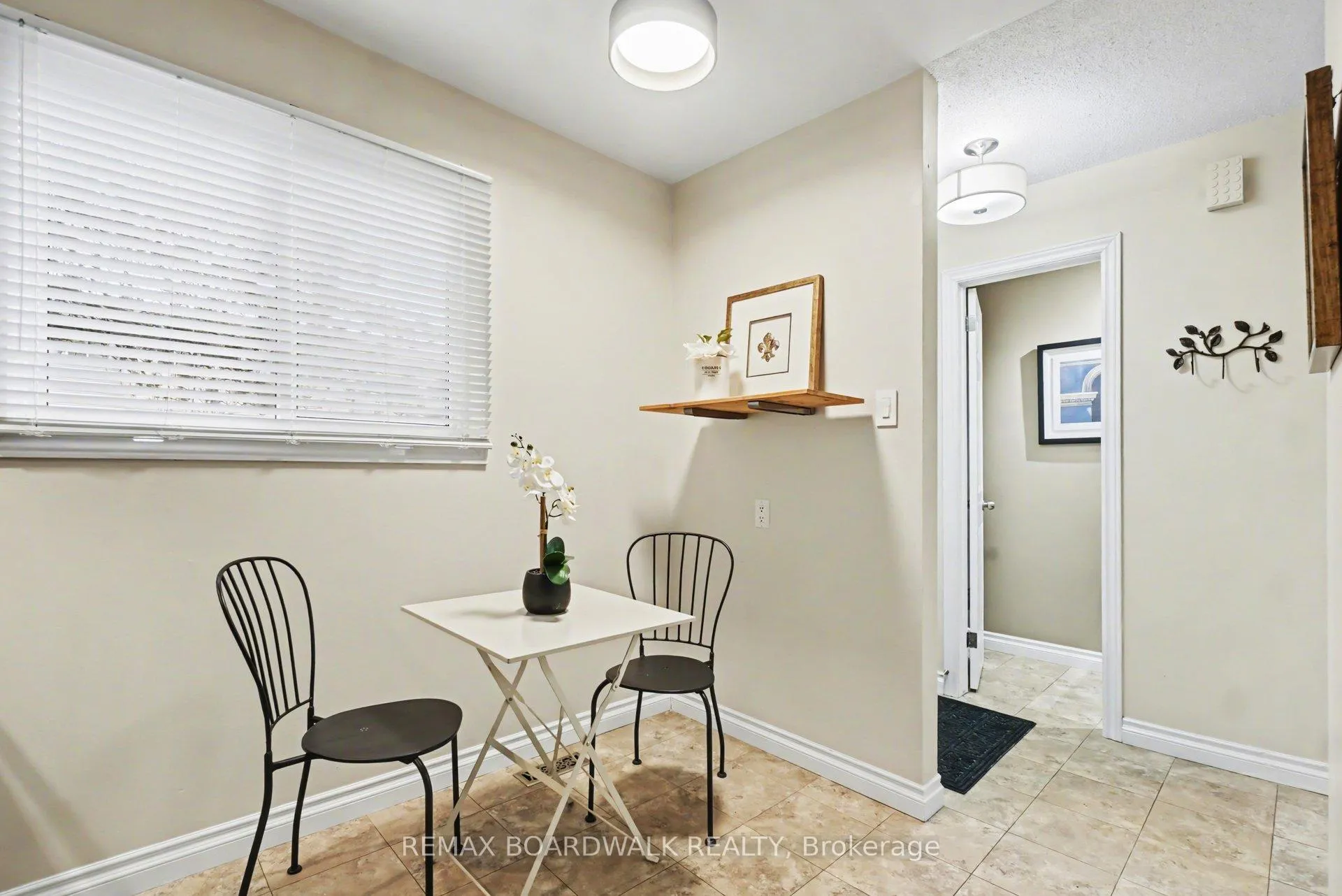Photo 7 of 197 Teal Crescent, Ottawa, Chatelaine Village — HOMEH