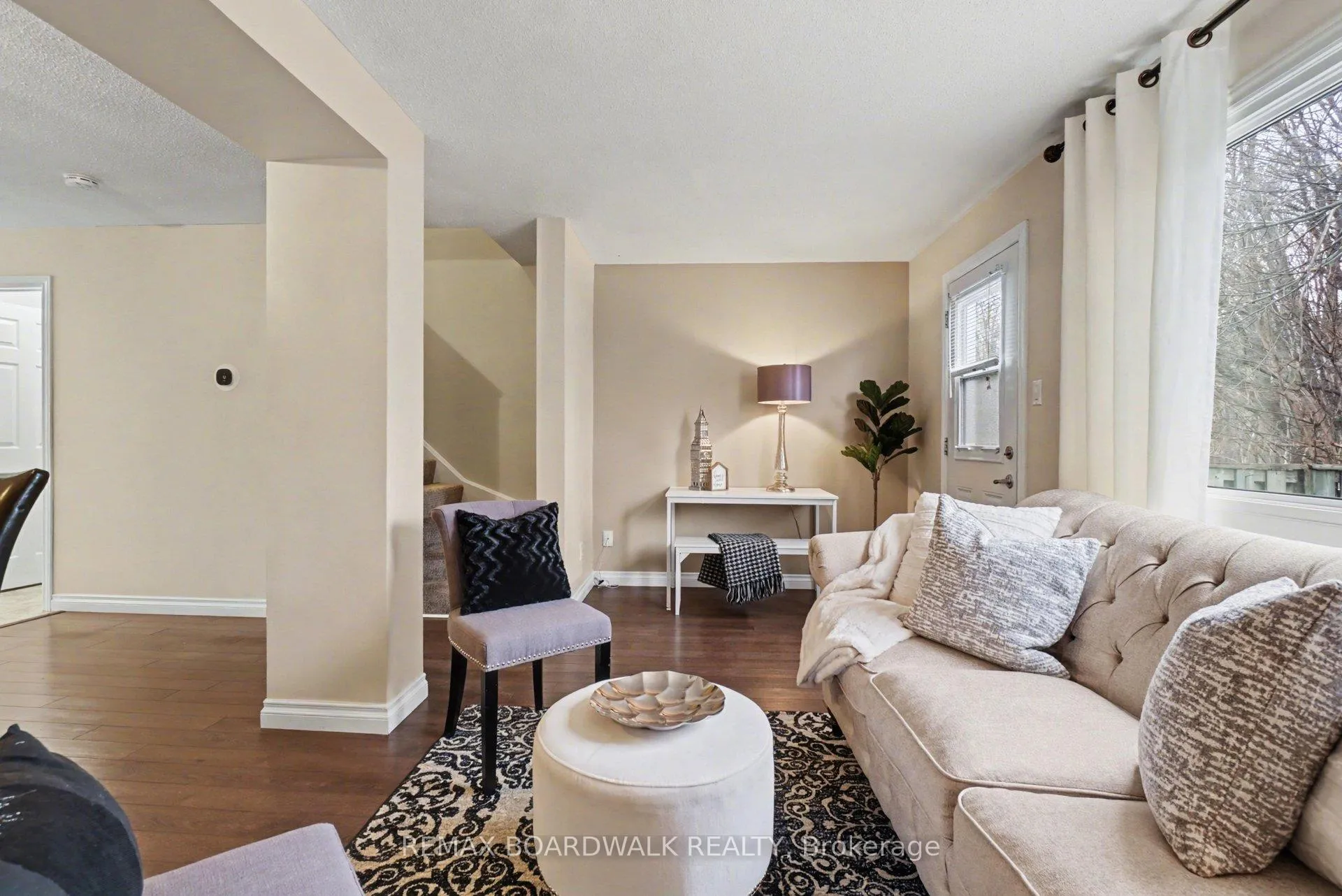 Photo 15 of 197 Teal Crescent, Ottawa, Chatelaine Village — HOMEH