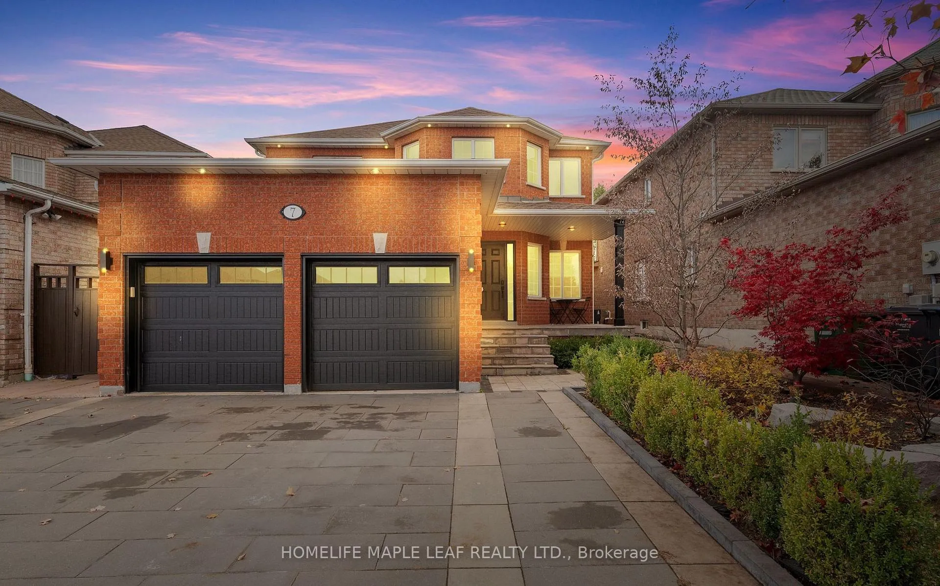Photo 2 of 7 Southbury Manor Drive, Caledon, Bolton East — HOMEH