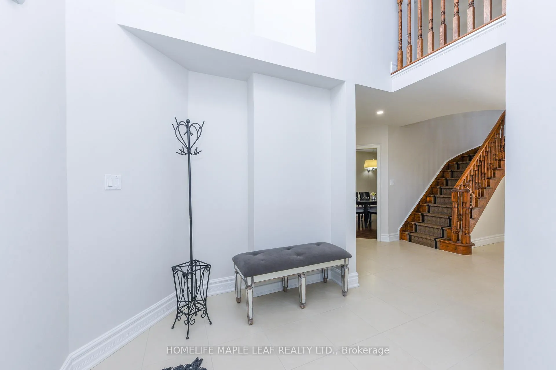 Photo 6 of 7 Southbury Manor Drive, Caledon, Bolton East — HOMEH