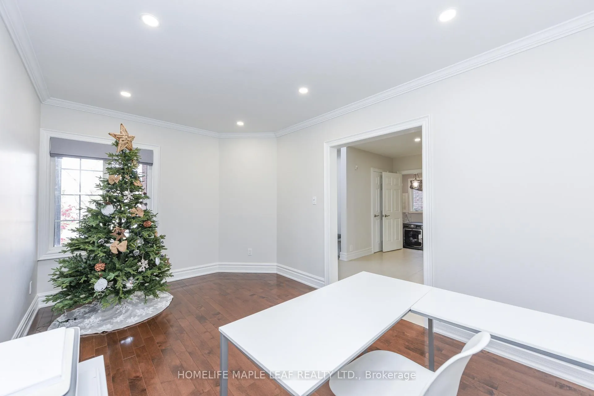 Photo 11 of 7 Southbury Manor Drive, Caledon, Bolton East — HOMEH