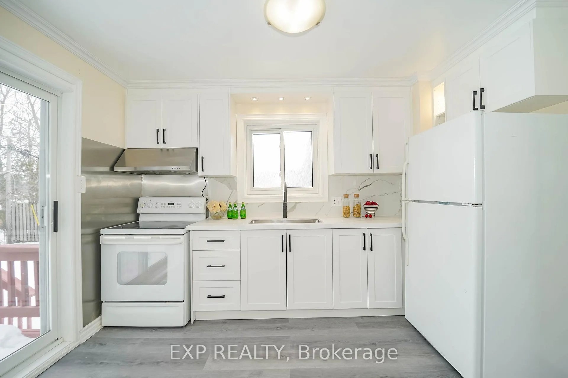 Photo 8 of 22 Jones Court, Aurora, Aurora Highlands — HOMEH