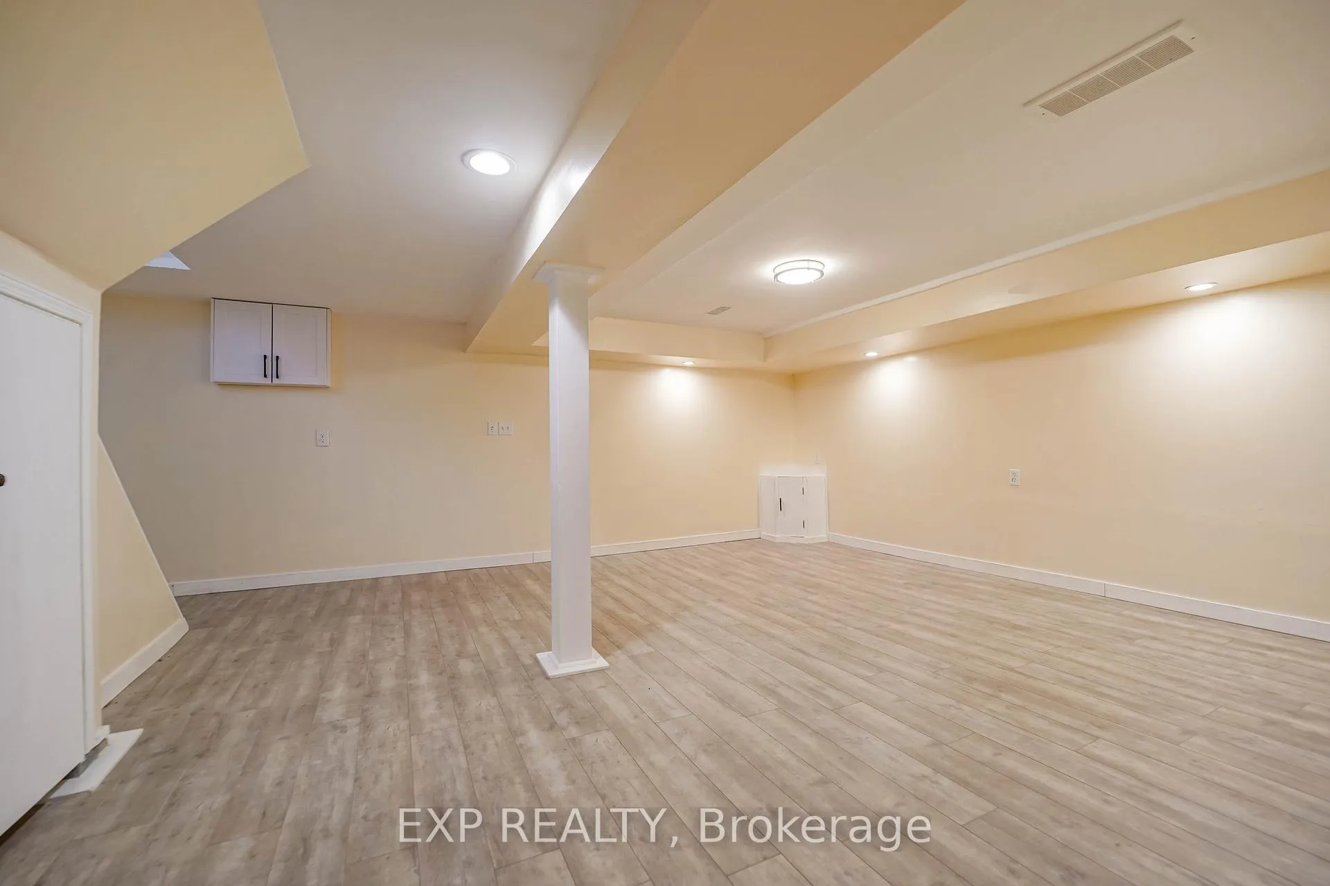 Photo 33 of 22 Jones Court, Aurora, Aurora Highlands — HOMEH