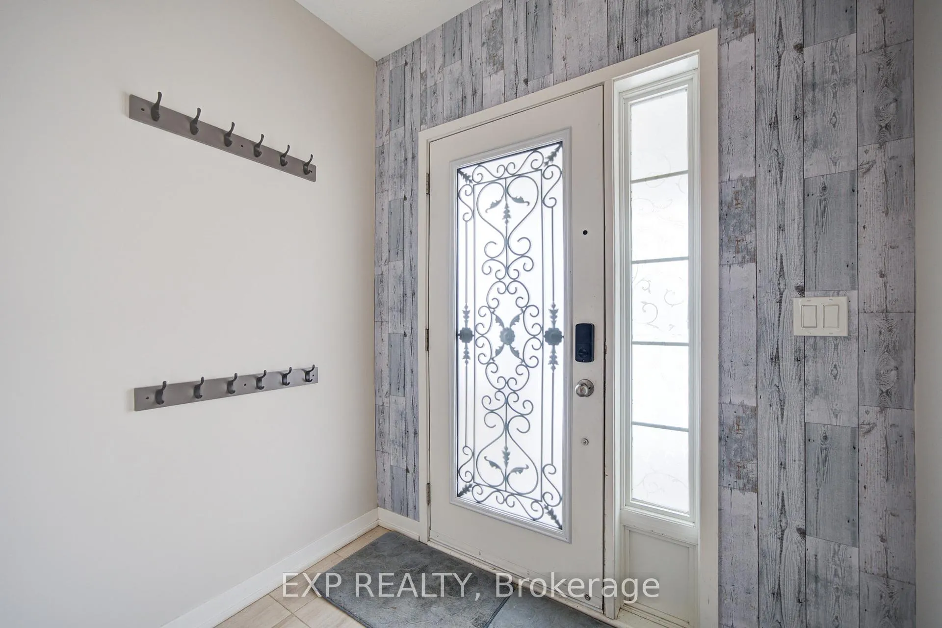 Photo 7 of 10616 Bathurst Street, Vaughan, Patterson — HOMEH