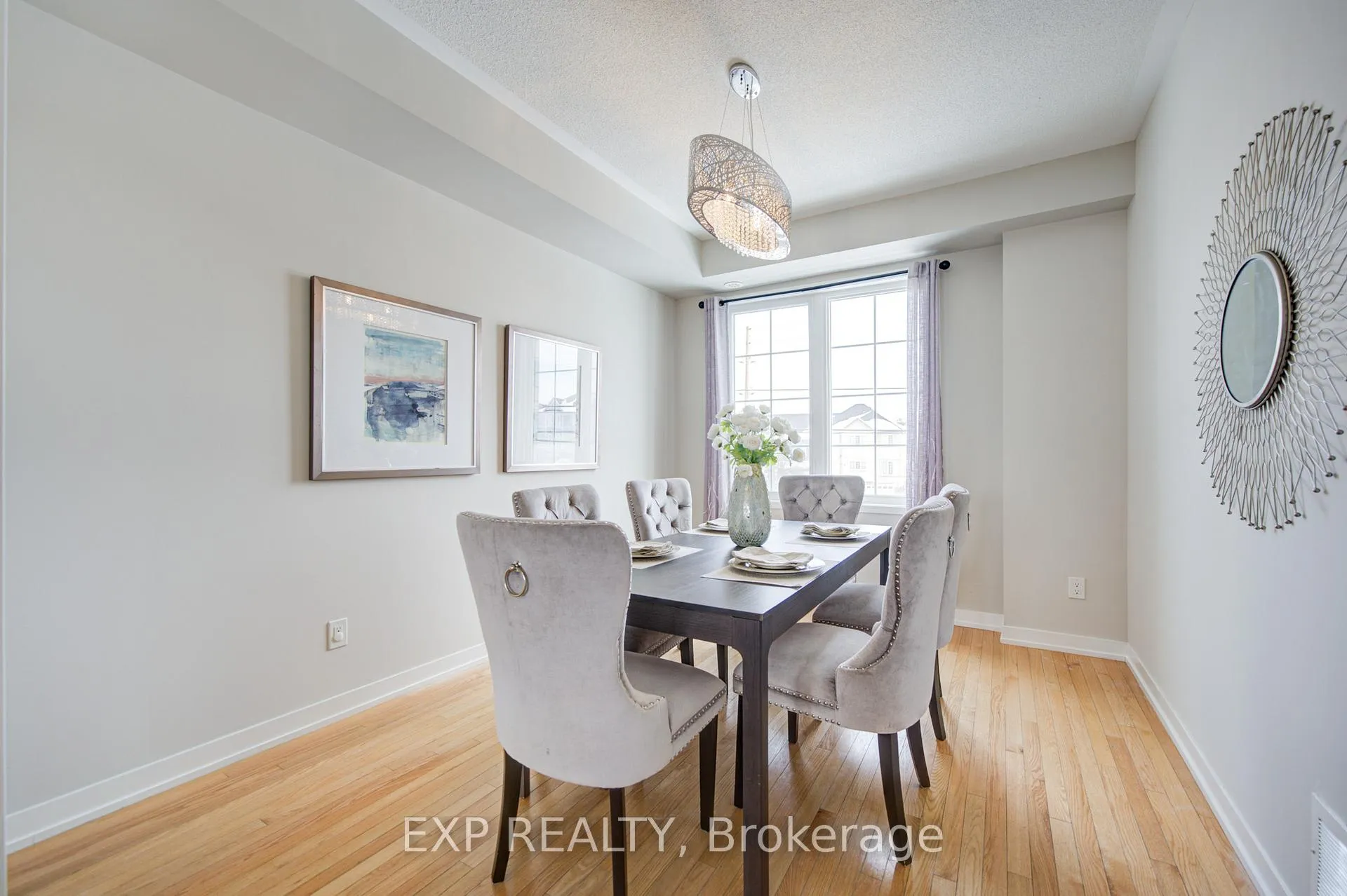 Photo 9 of 10616 Bathurst Street, Vaughan, Patterson — HOMEH