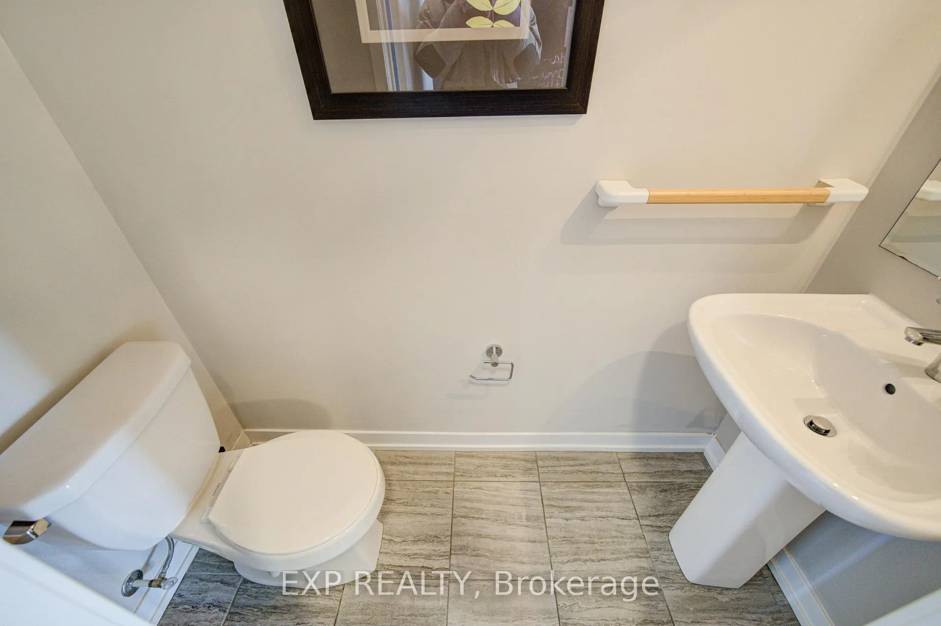 Photo 10 of 10616 Bathurst Street, Vaughan, Patterson — HOMEH