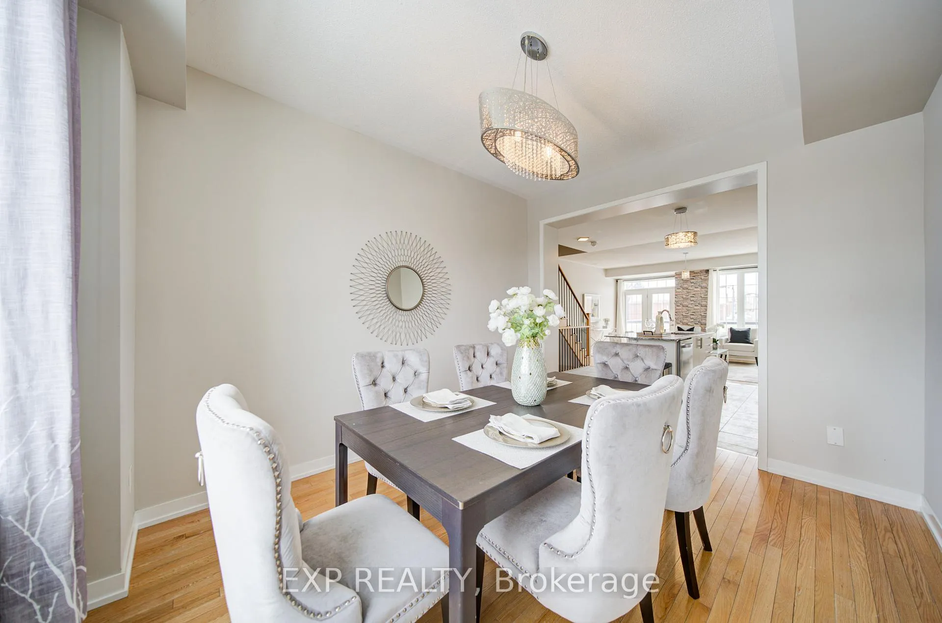 Photo 12 of 10616 Bathurst Street, Vaughan, Patterson — HOMEH