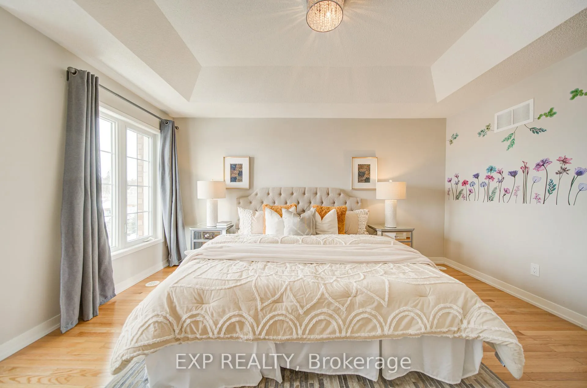 Photo 31 of 10616 Bathurst Street, Vaughan, Patterson — HOMEH