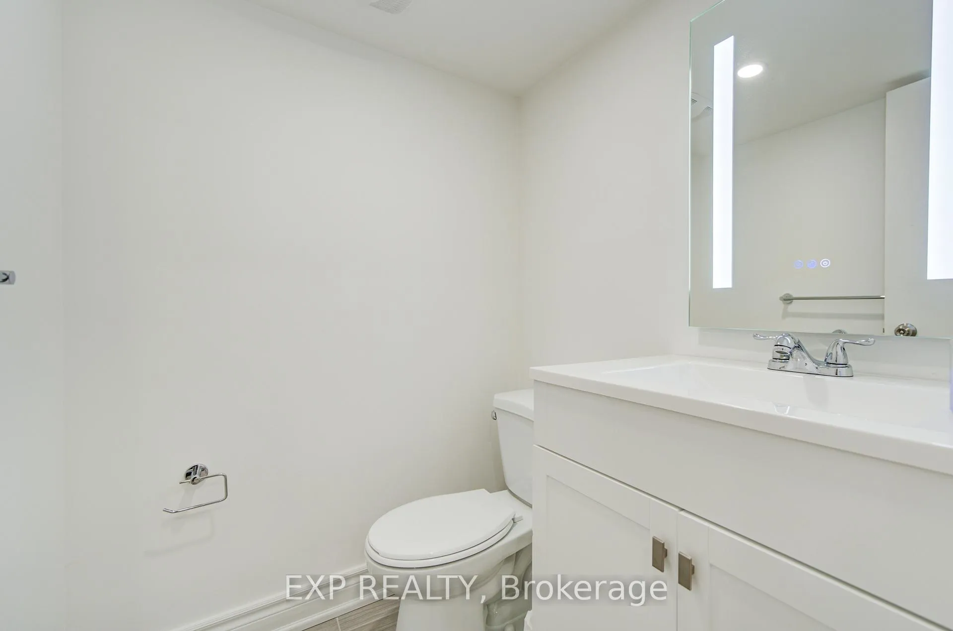Photo 40 of 10616 Bathurst Street, Vaughan, Patterson — HOMEH