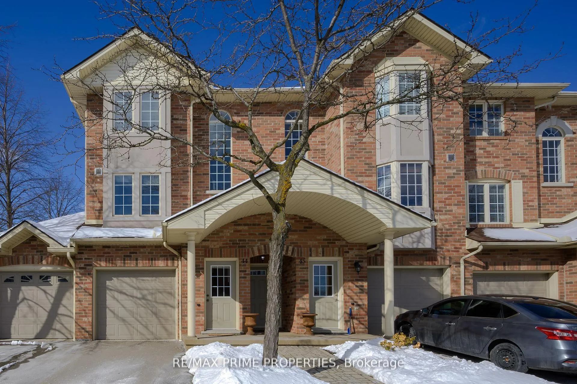 Photo 1 of Unit 44, 4045 Upper Middle Road, Burlington, Rose — HOMEH