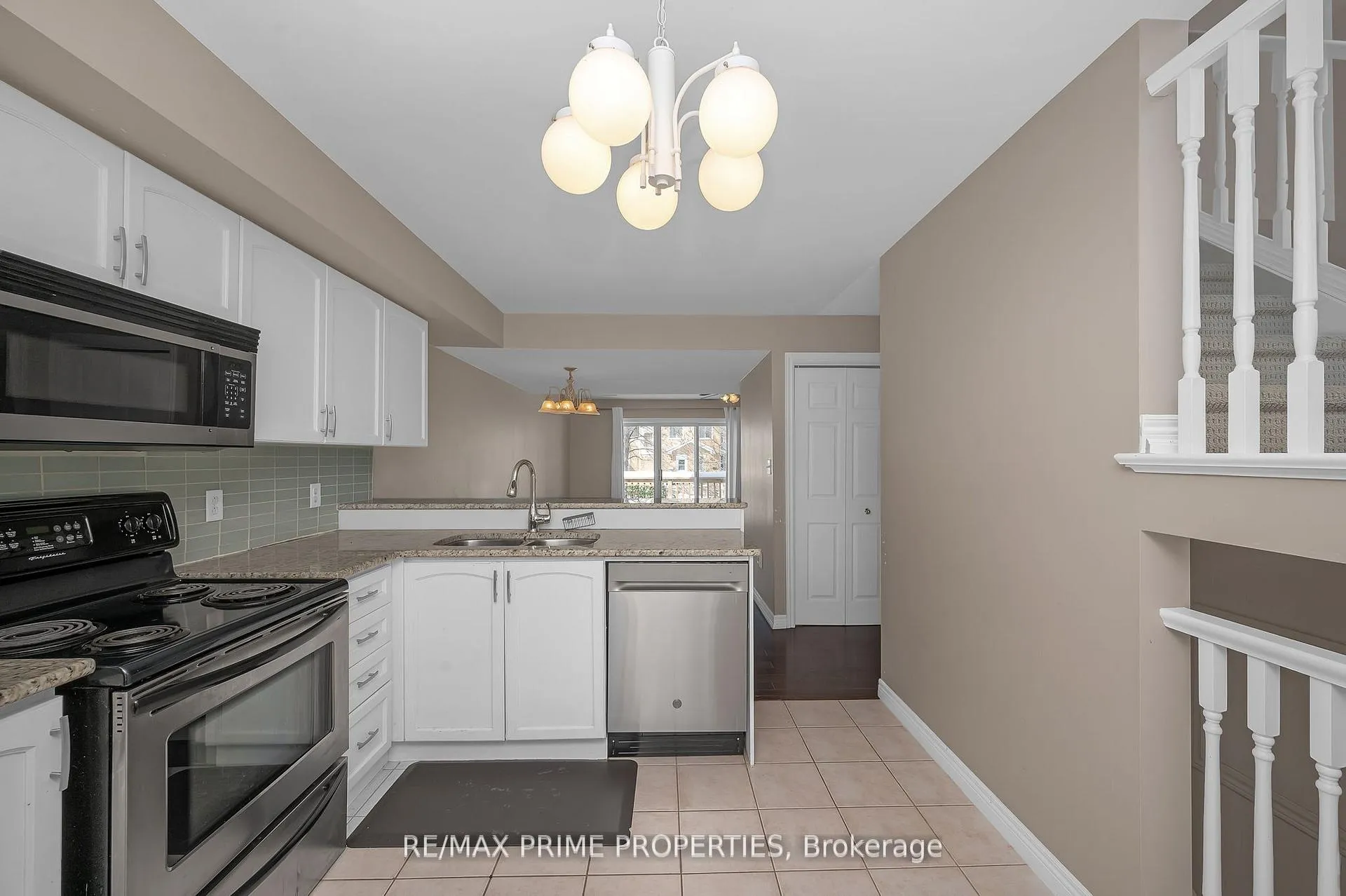 Photo 13 of Unit 44, 4045 Upper Middle Road, Burlington, Rose — HOMEH