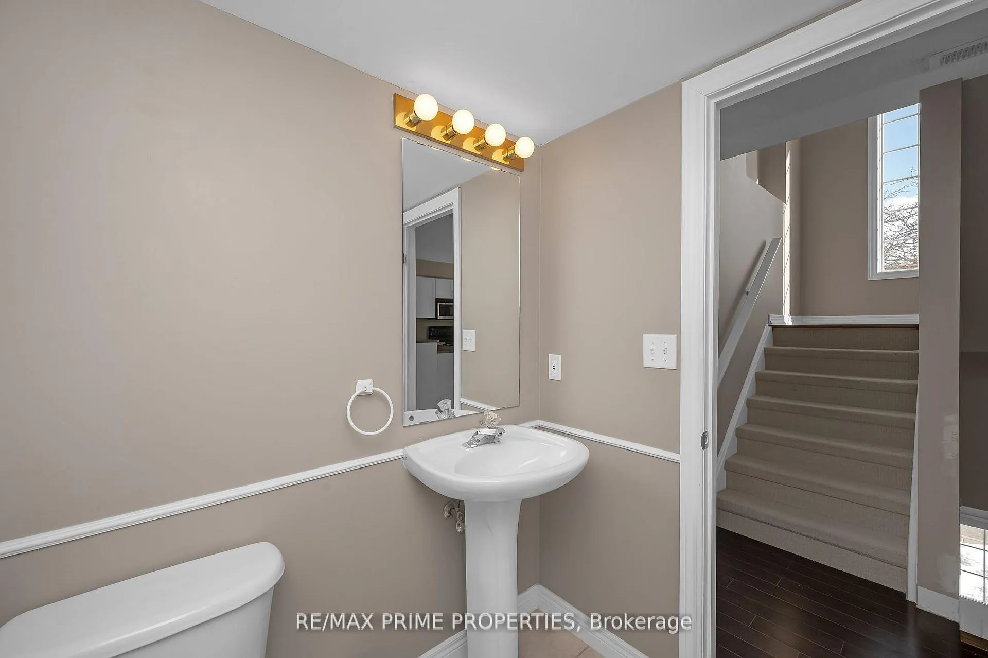 Photo 14 of Unit 44, 4045 Upper Middle Road, Burlington, Rose — HOMEH
