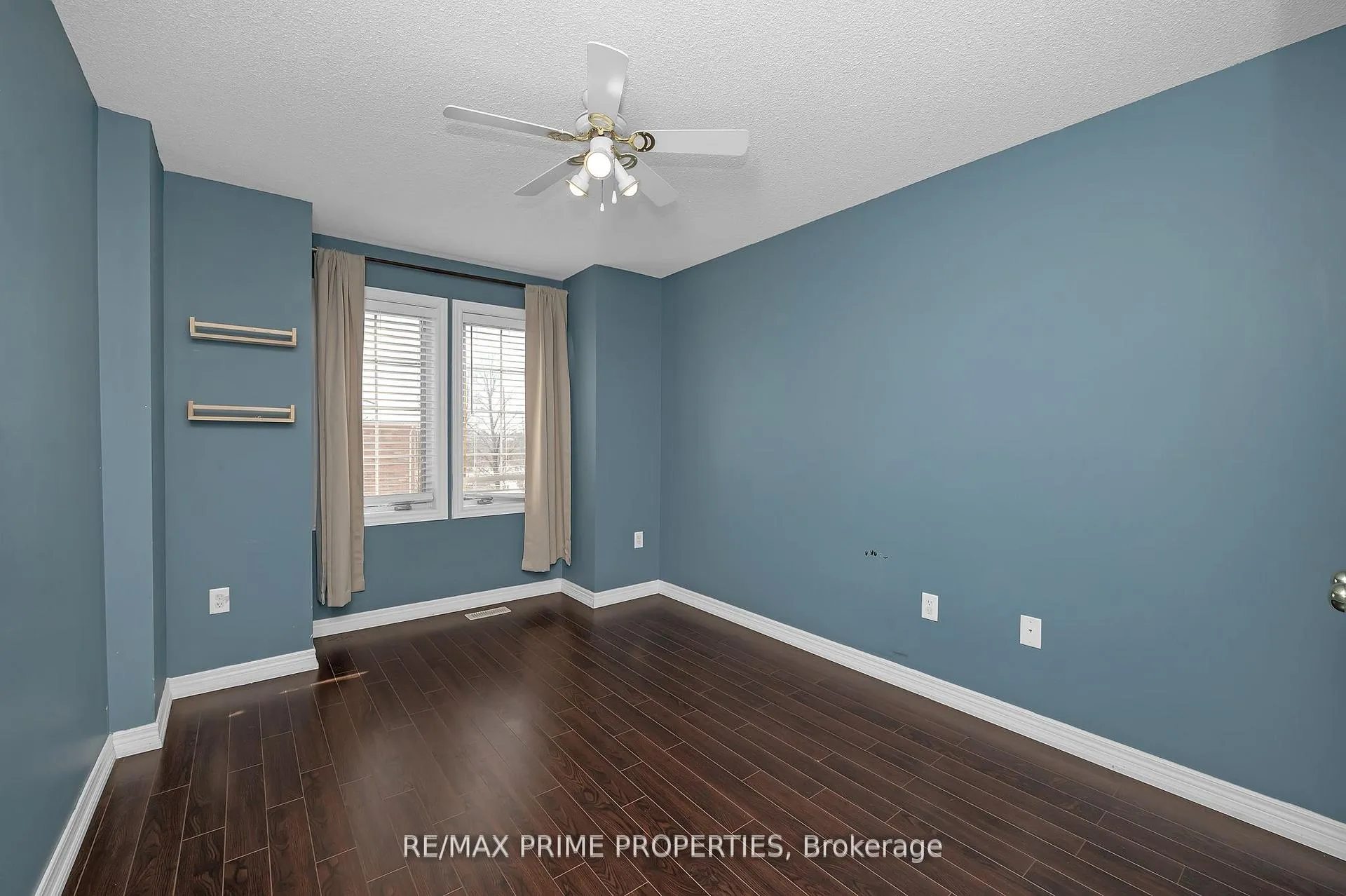 Photo 21 of Unit 44, 4045 Upper Middle Road, Burlington, Rose — HOMEH