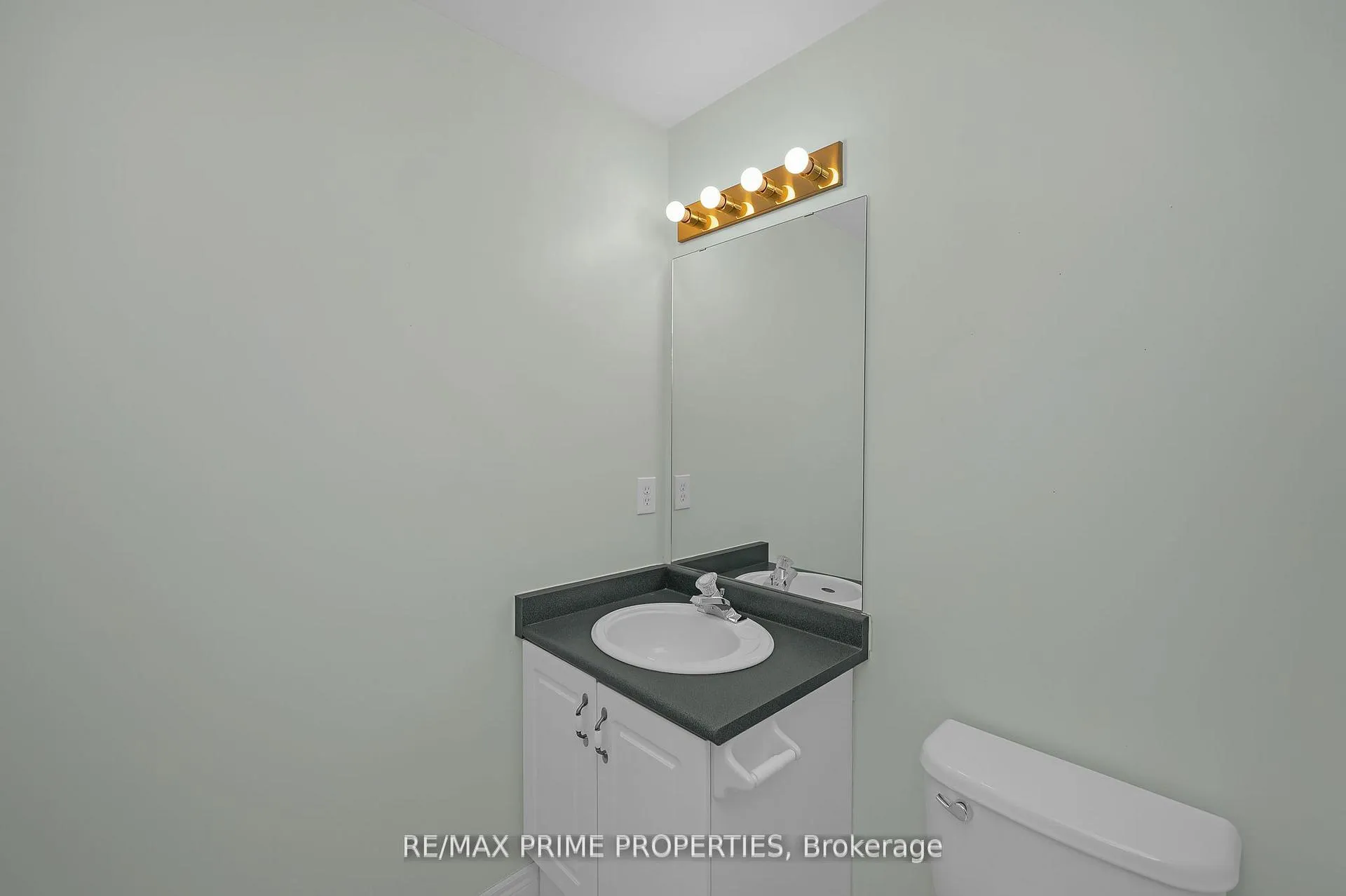Photo 23 of Unit 44, 4045 Upper Middle Road, Burlington, Rose — HOMEH