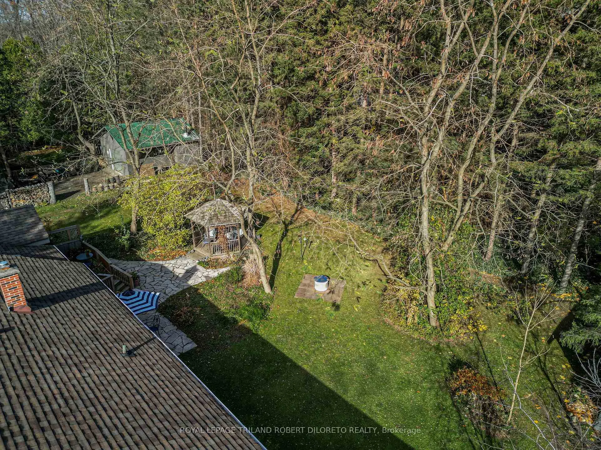 Photo 3 of 11 Elmhurst Street, Middlesex Centre, Kilworth — HOMEH