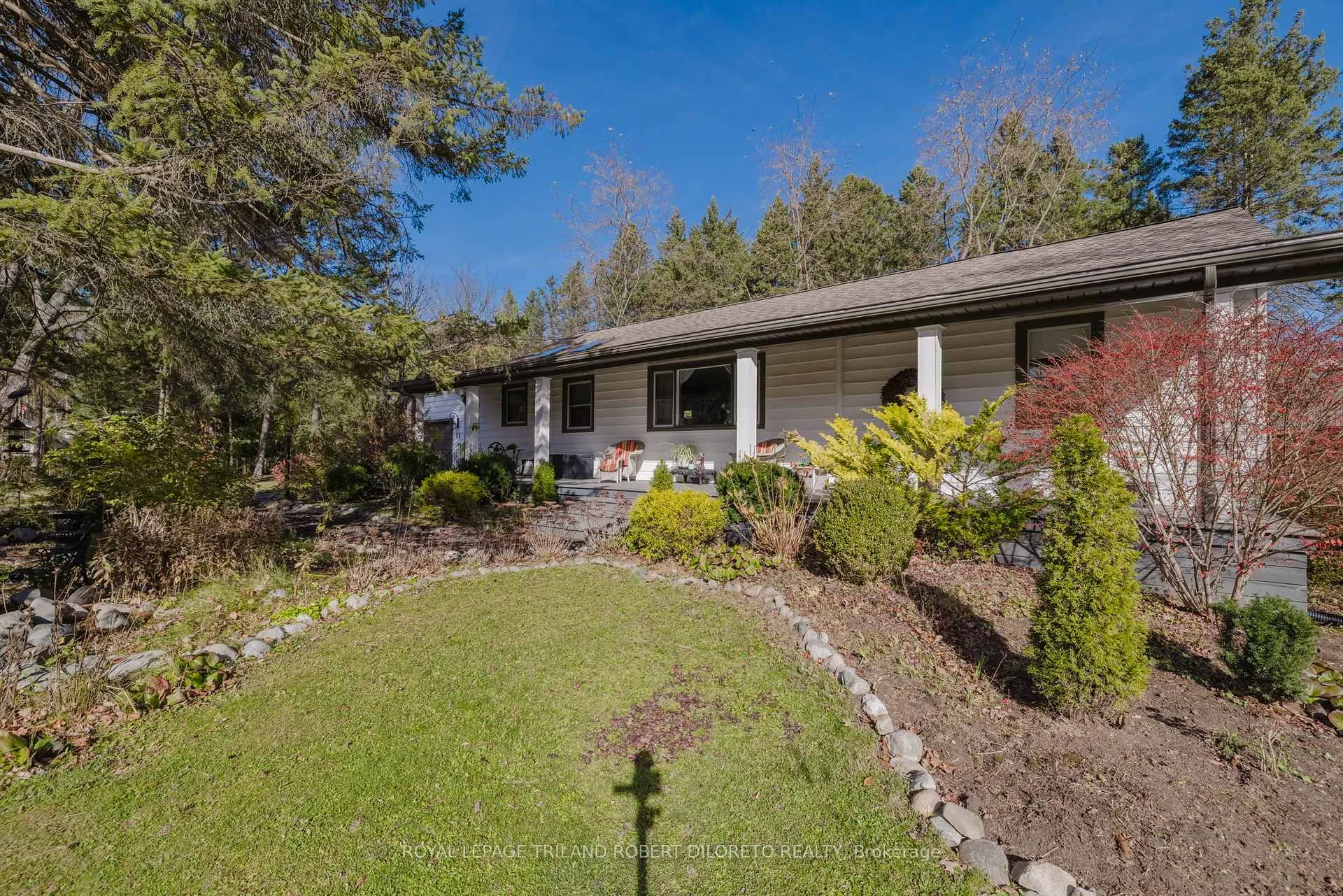 Photo 7 of 11 Elmhurst Street, Middlesex Centre, Kilworth — HOMEH