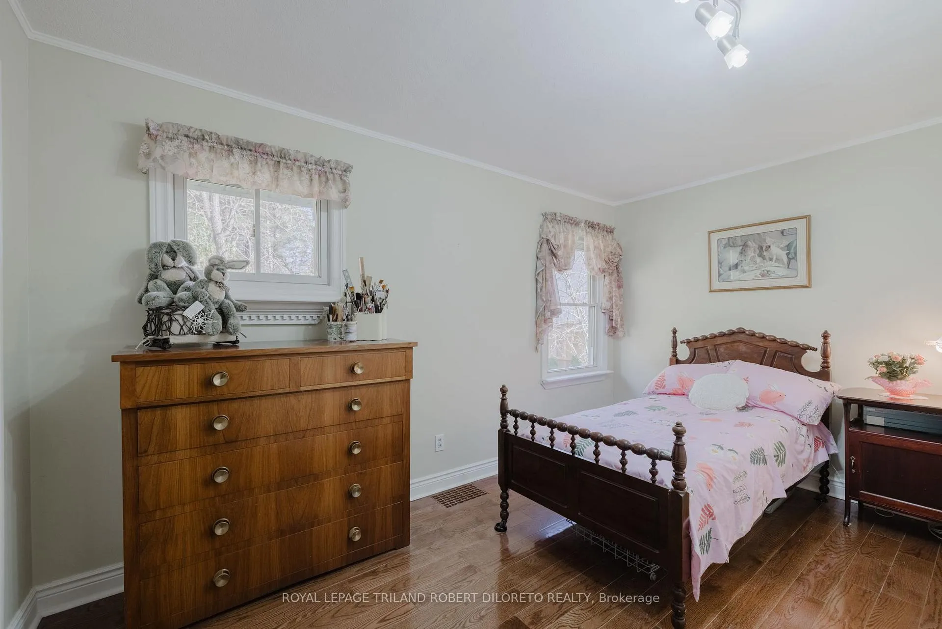 Photo 17 of 11 Elmhurst Street, Middlesex Centre, Kilworth — HOMEH