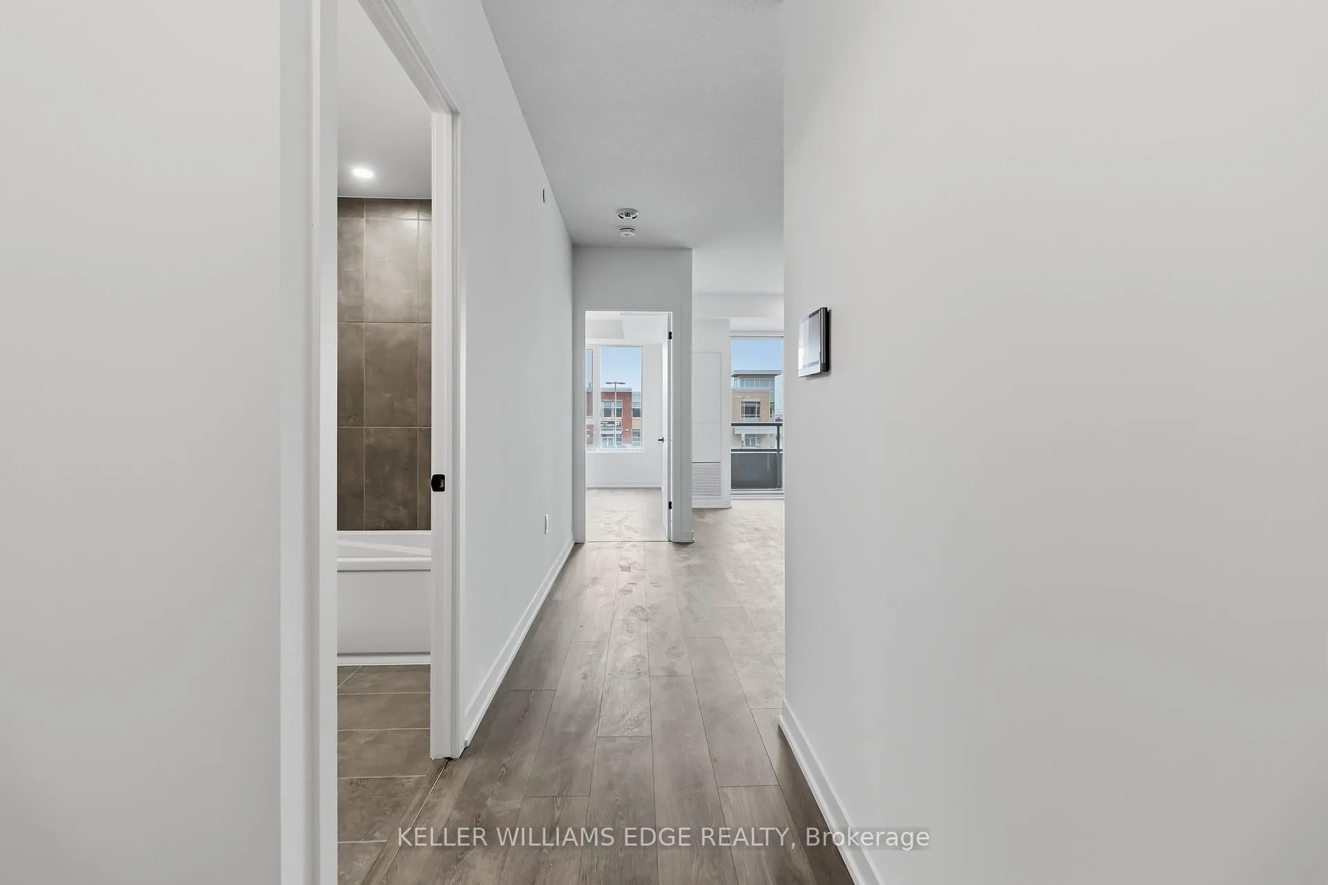 Photo 5 of Unit 224, 4878 Powers Common, Burlington, Appleby — HOMEH