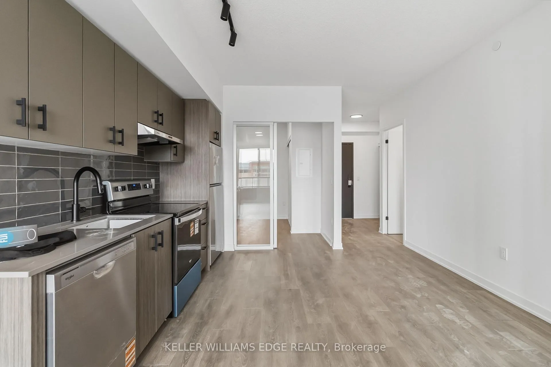 Photo 10 of Unit 224, 4878 Powers Common, Burlington, Appleby — HOMEH
