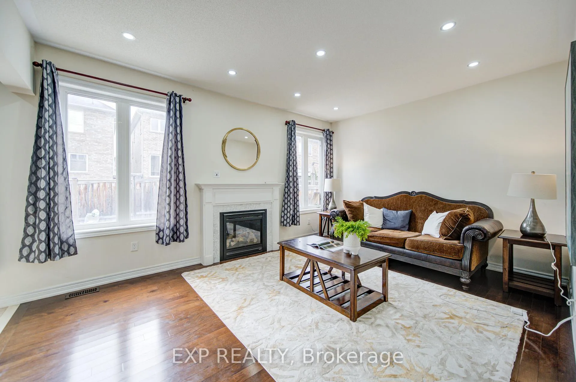 Photo 9 of 20 Everett Street, Markham, Wismer — HOMEH