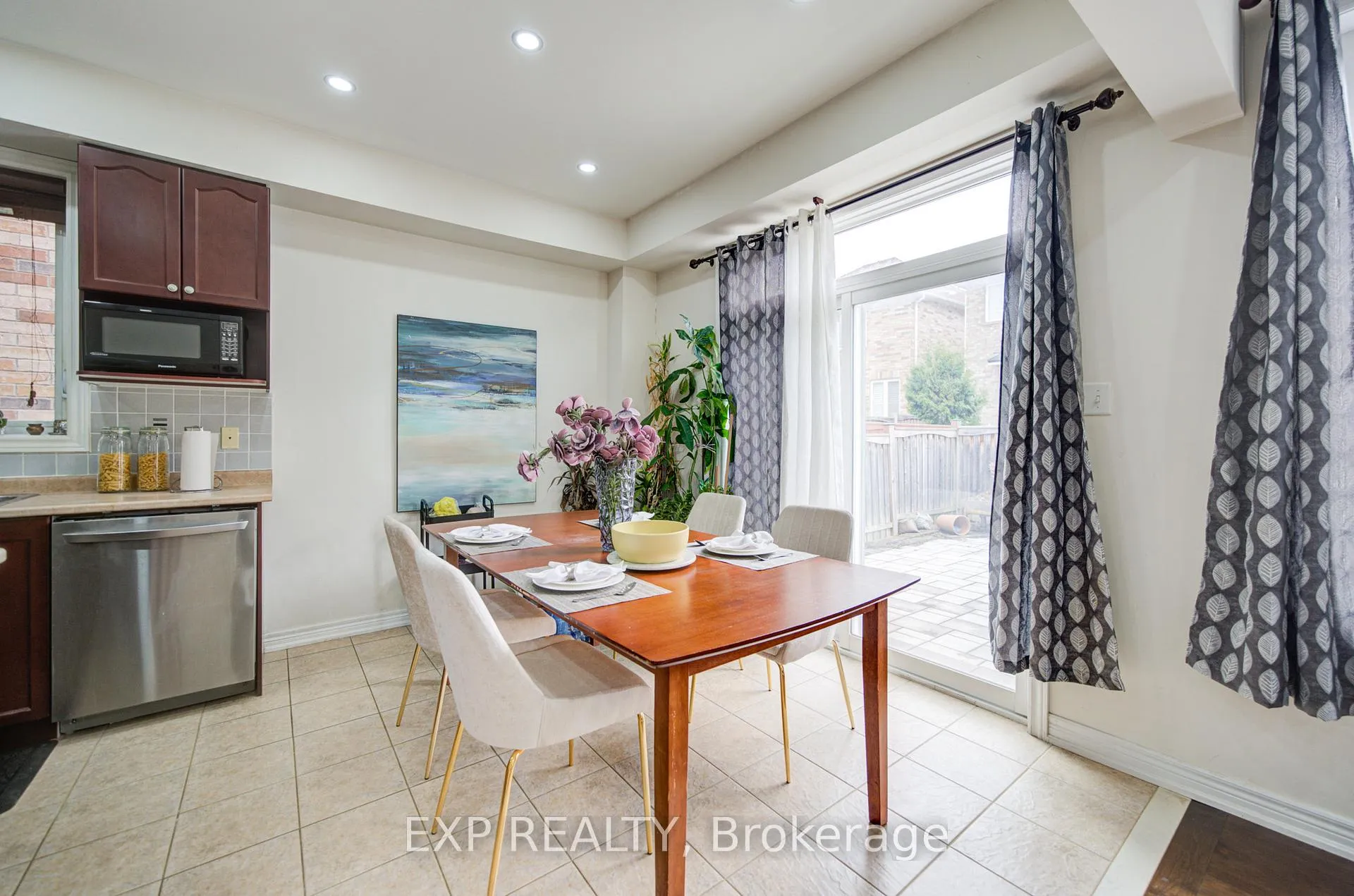 Photo 17 of 20 Everett Street, Markham, Wismer — HOMEH