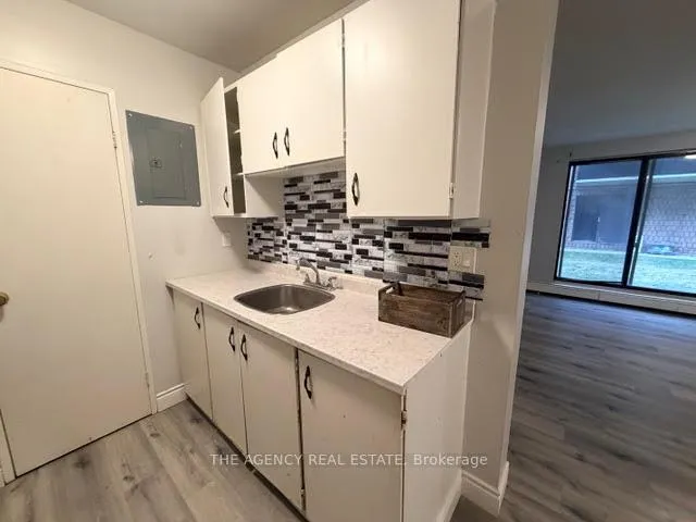 Photo 2 of Unit 101, 43 Taylor Avenue, Chatham-Kent, Chatham — HOMEH