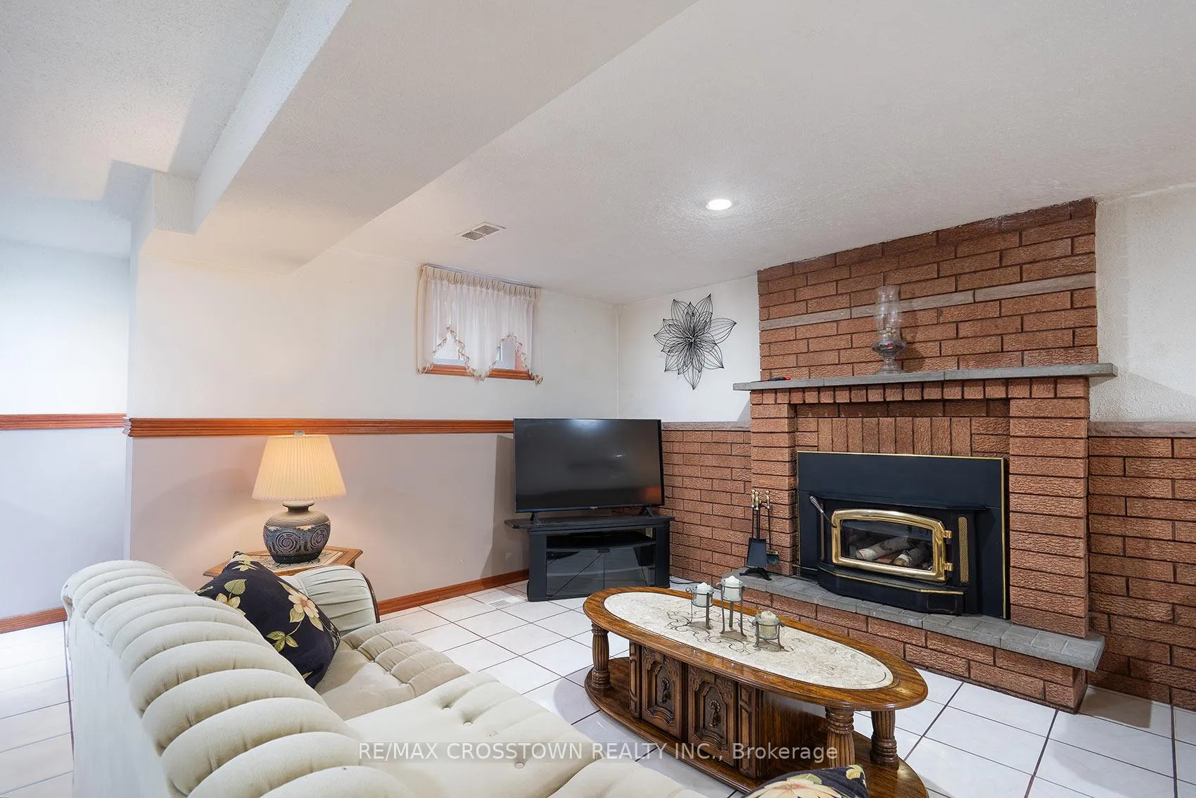 Photo 14 of 119 Fieldgate Drive, Vaughan, Maple — HOMEH