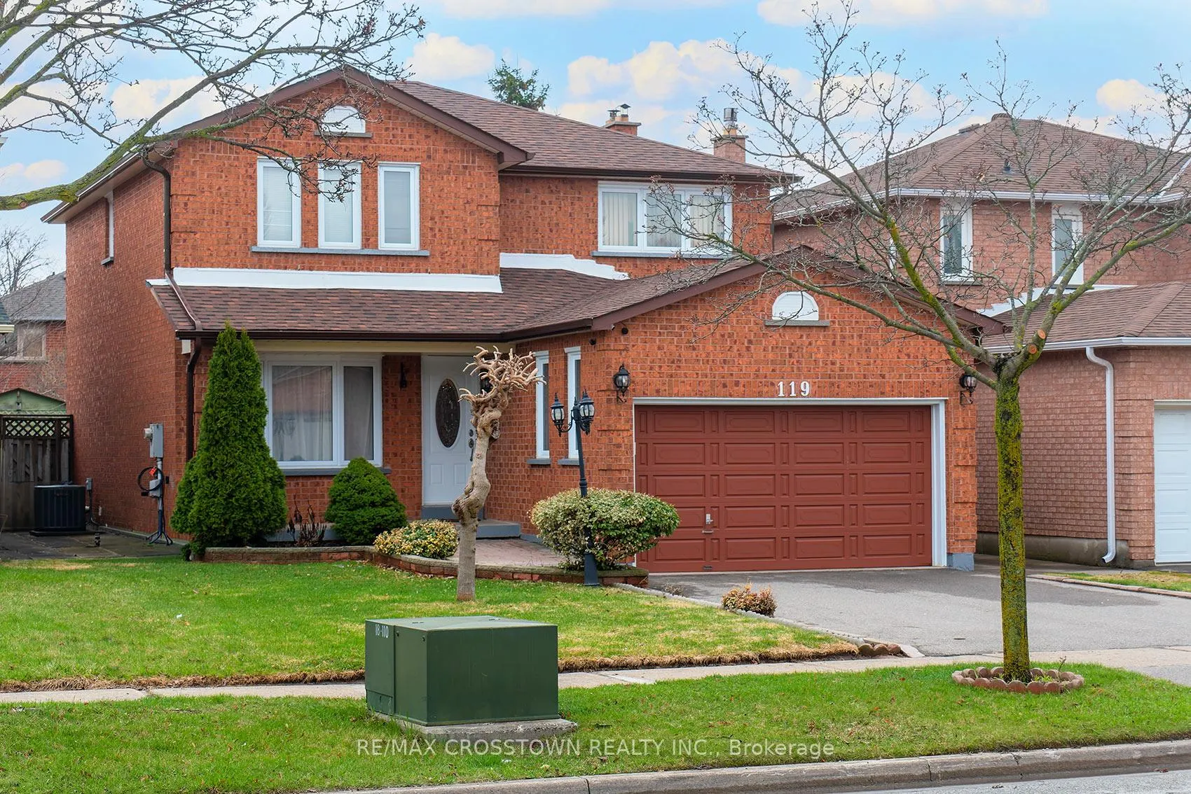 Photo 30 of 119 Fieldgate Drive, Vaughan, Maple — HOMEH