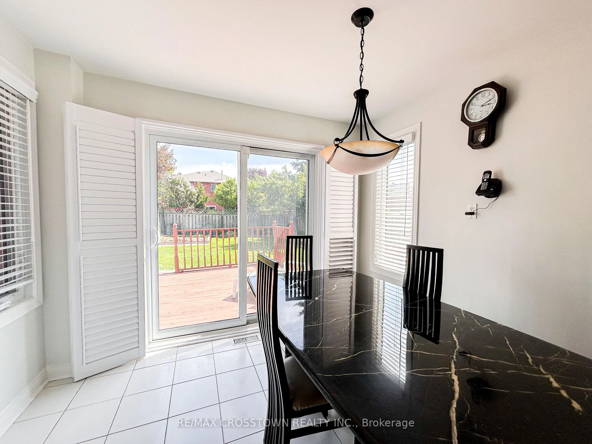 Photo 35 of 119 Fieldgate Drive, Vaughan, Maple — HOMEH