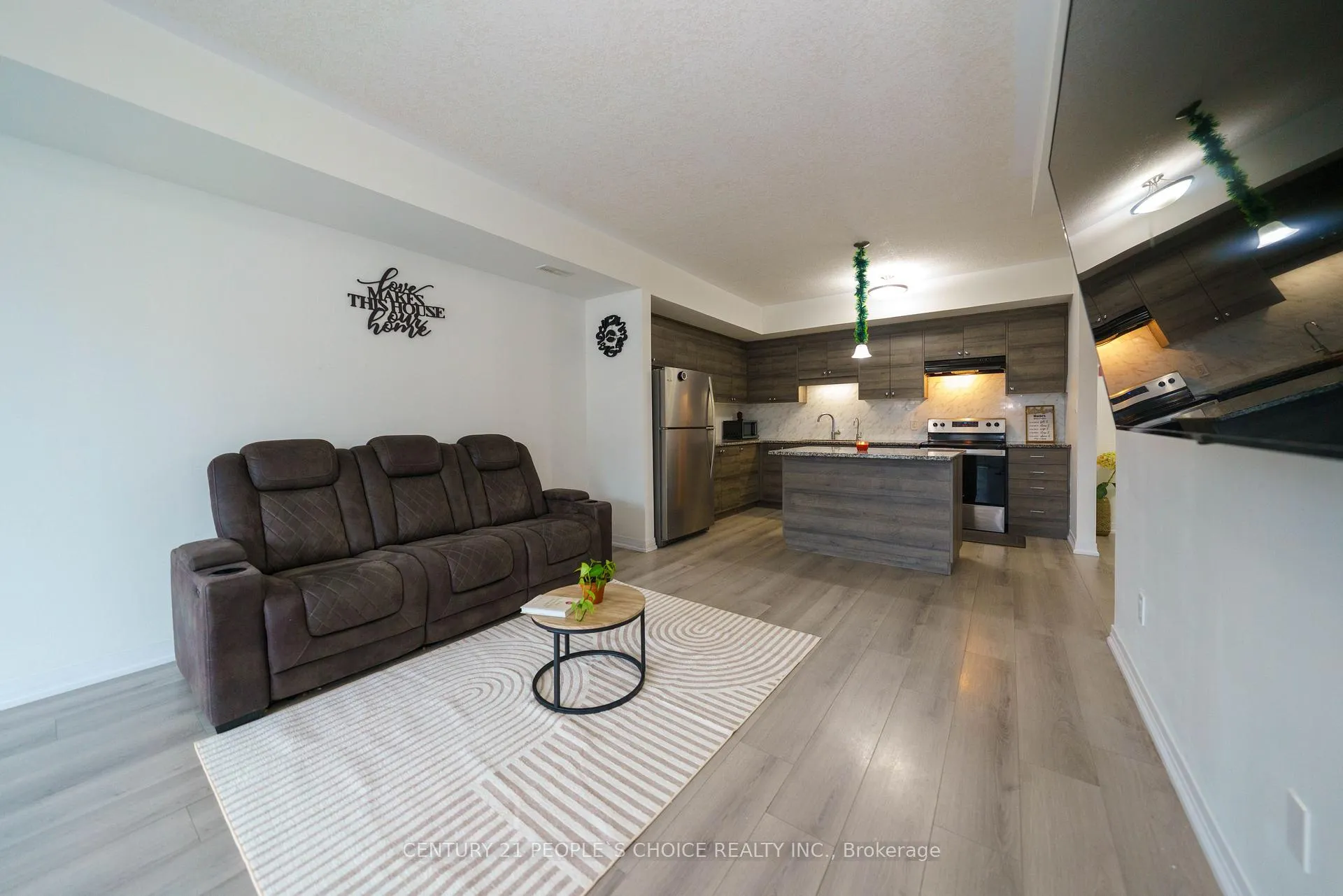 Photo 8 of Unit #48, 261 Woodbine Avenue, Kitchener — HOMEH