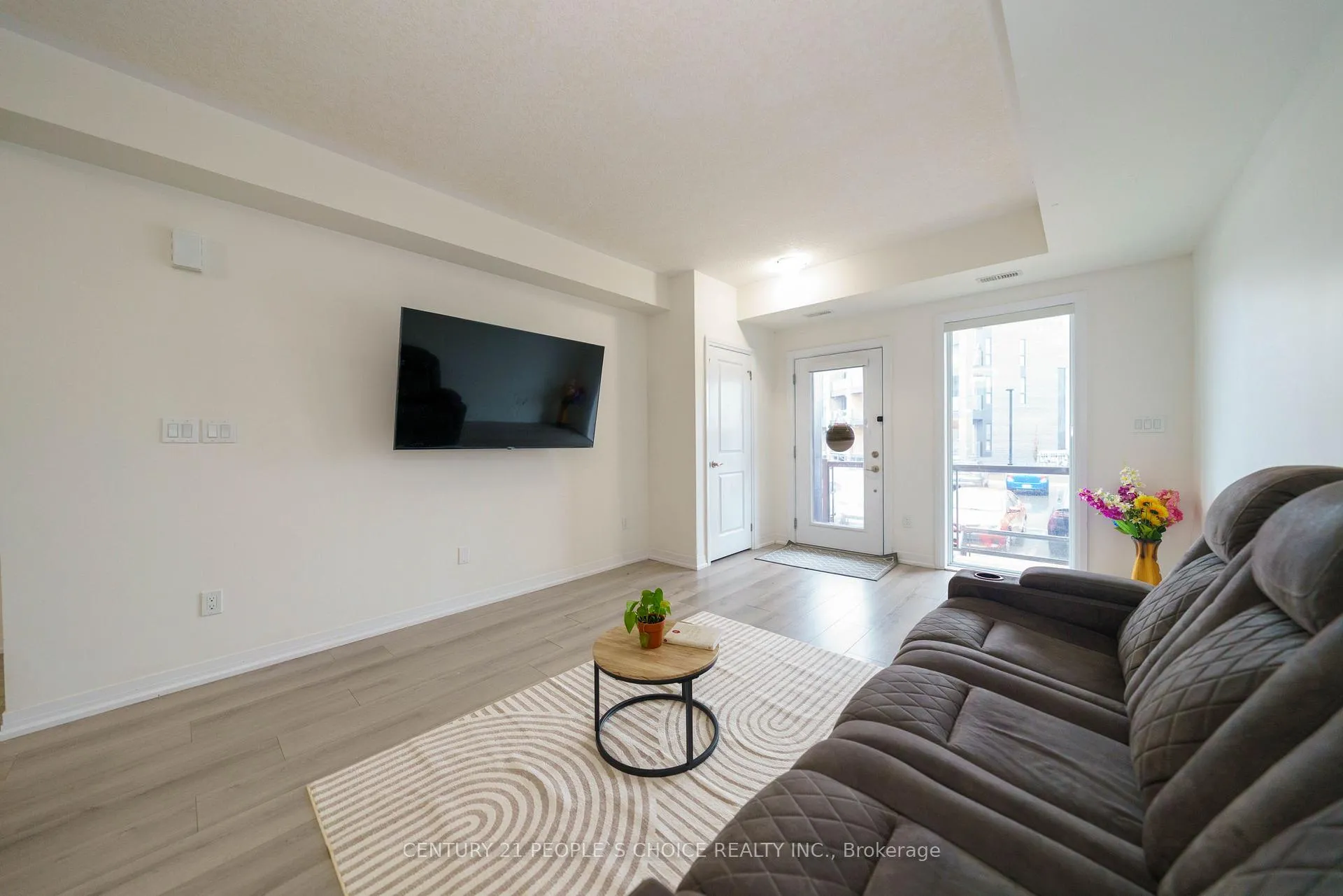 Photo 11 of Unit #48, 261 Woodbine Avenue, Kitchener — HOMEH