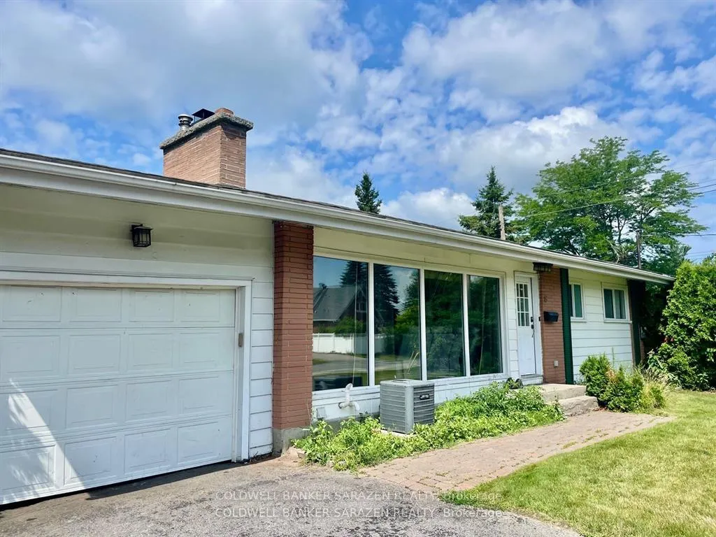 Photo 2 of 18 Stinson Avenue, Ottawa, Lynwood Village — HOMEH
