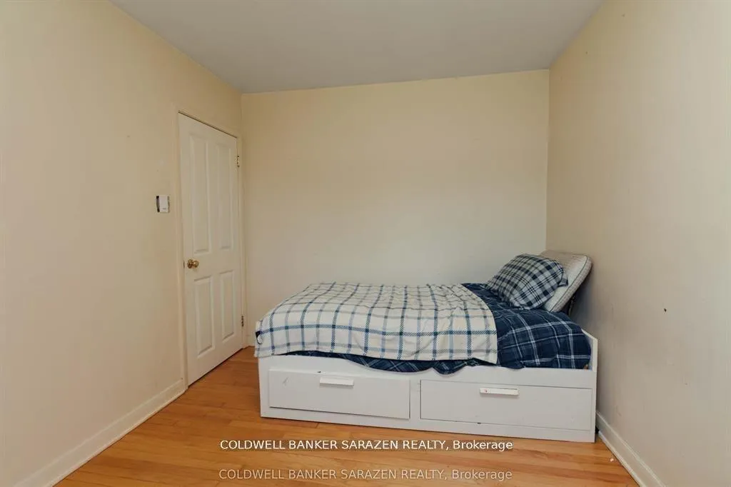 Photo 9 of 18 Stinson Avenue, Ottawa, Lynwood Village — HOMEH