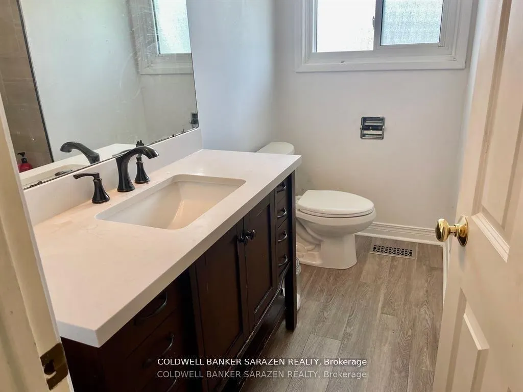Photo 11 of 18 Stinson Avenue, Ottawa, Lynwood Village — HOMEH