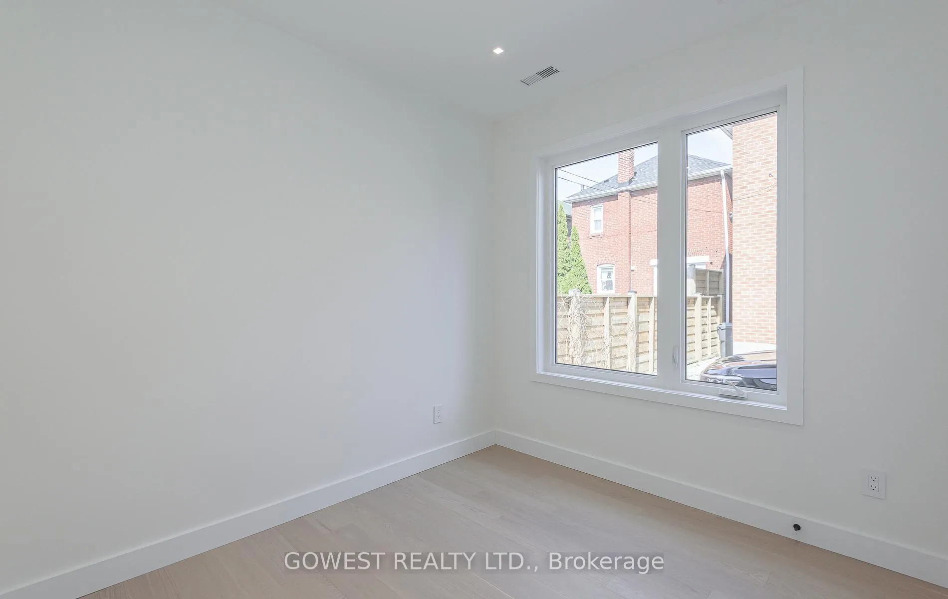 Photo 16 of Unit 4, 12 Twenty Second Street, Etobicoke, Long Branch — HOMEH