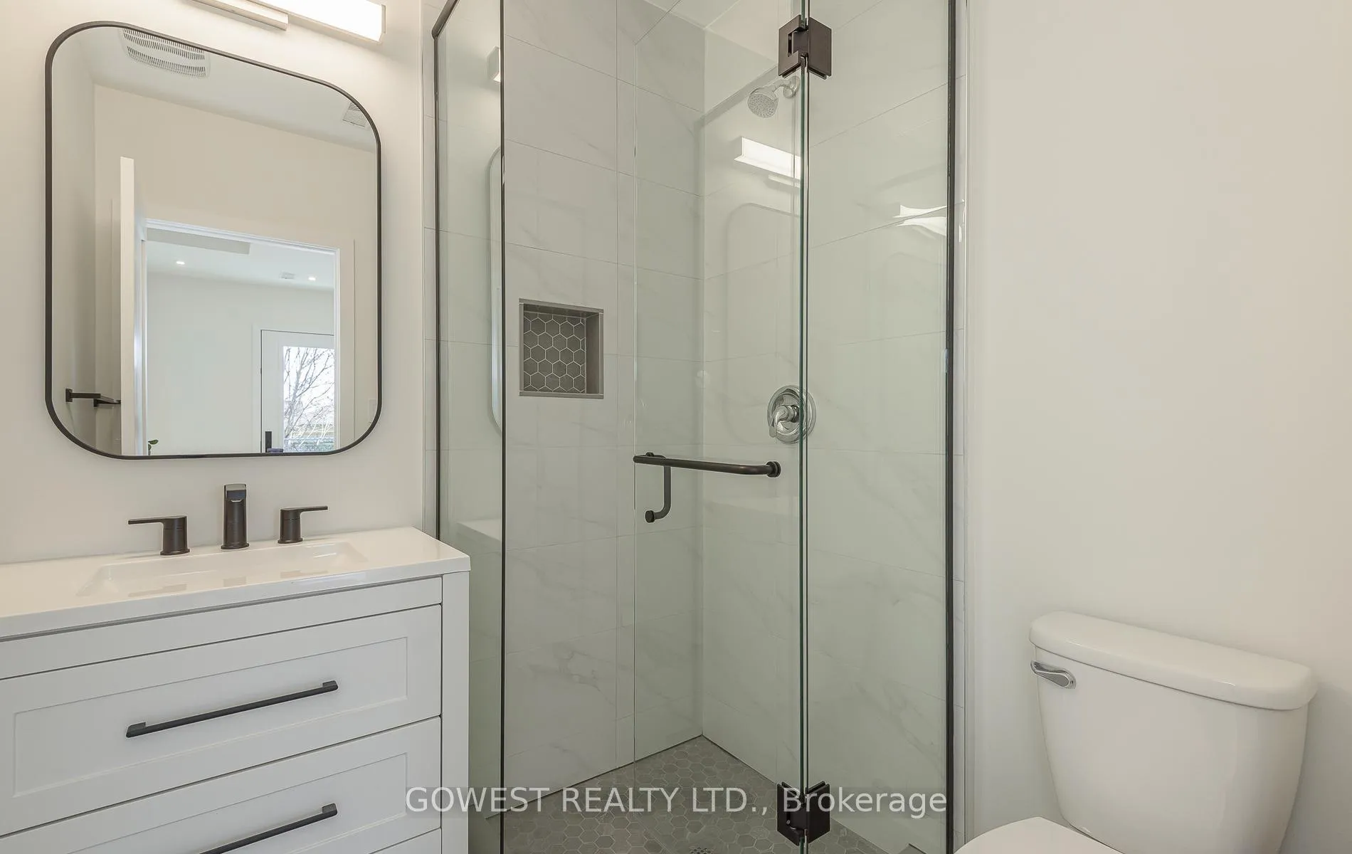 Photo 18 of Unit 4, 12 Twenty Second Street, Etobicoke, Long Branch — HOMEH
