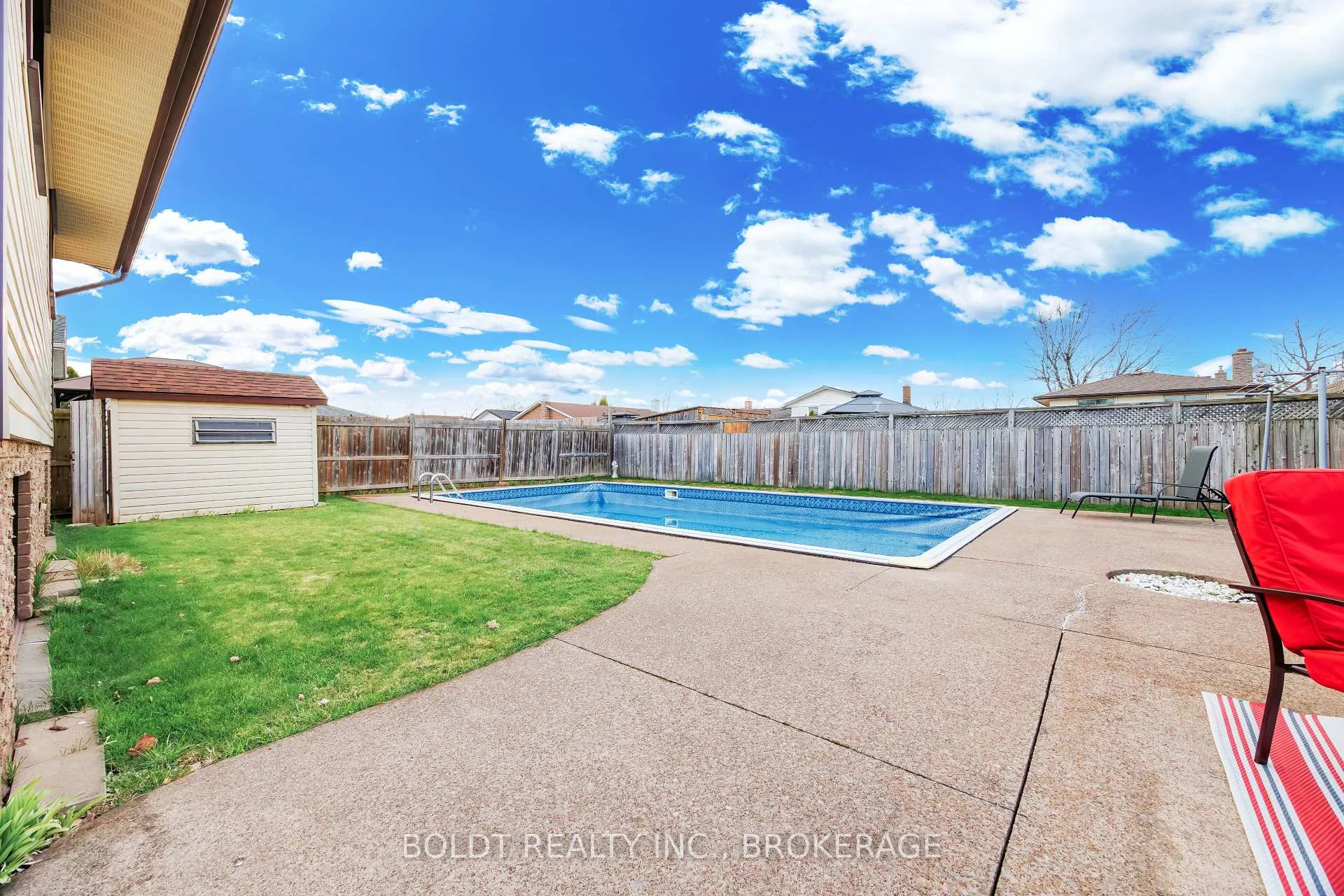 Photo 27 of 23 Acadia Crescent, St. Catharines, Secord Woods — HOMEH