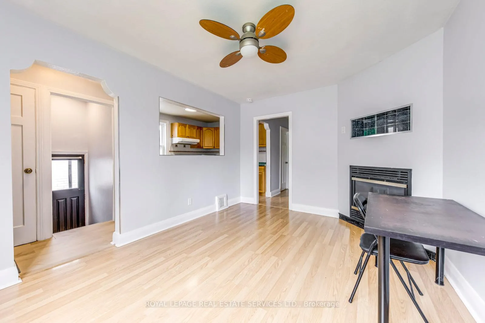 Photo 6 of 75 Elma Street, Etobicoke, Mimico — HOMEH