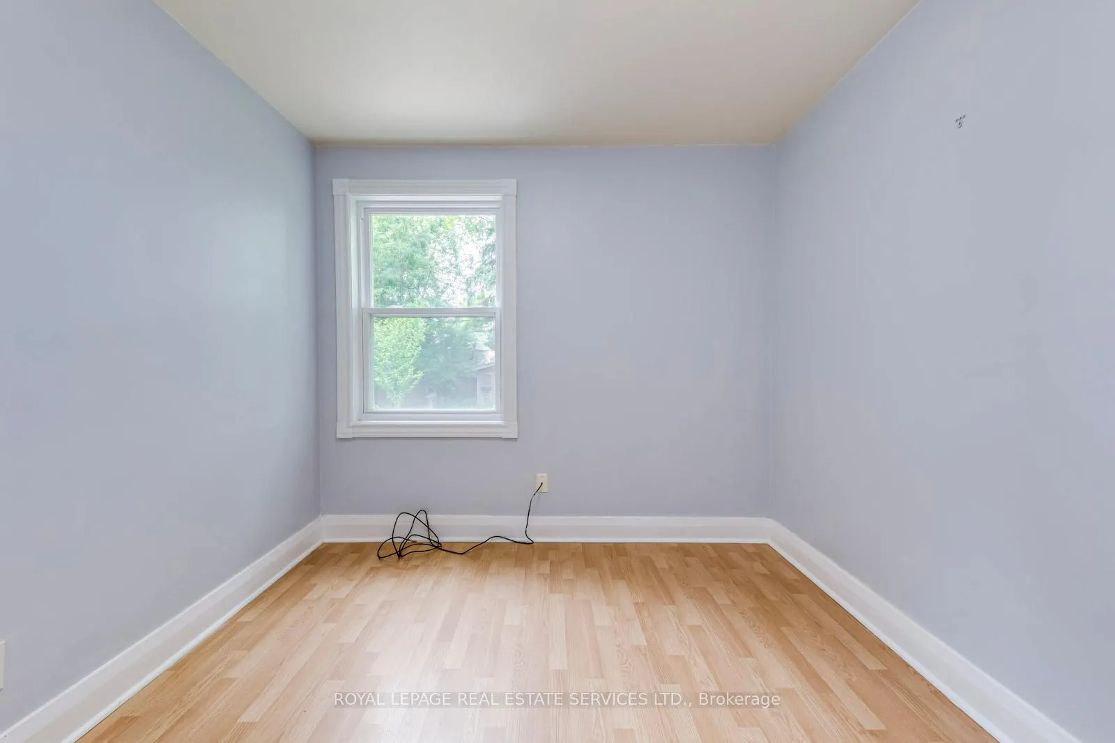 Photo 17 of 75 Elma Street, Etobicoke, Mimico — HOMEH