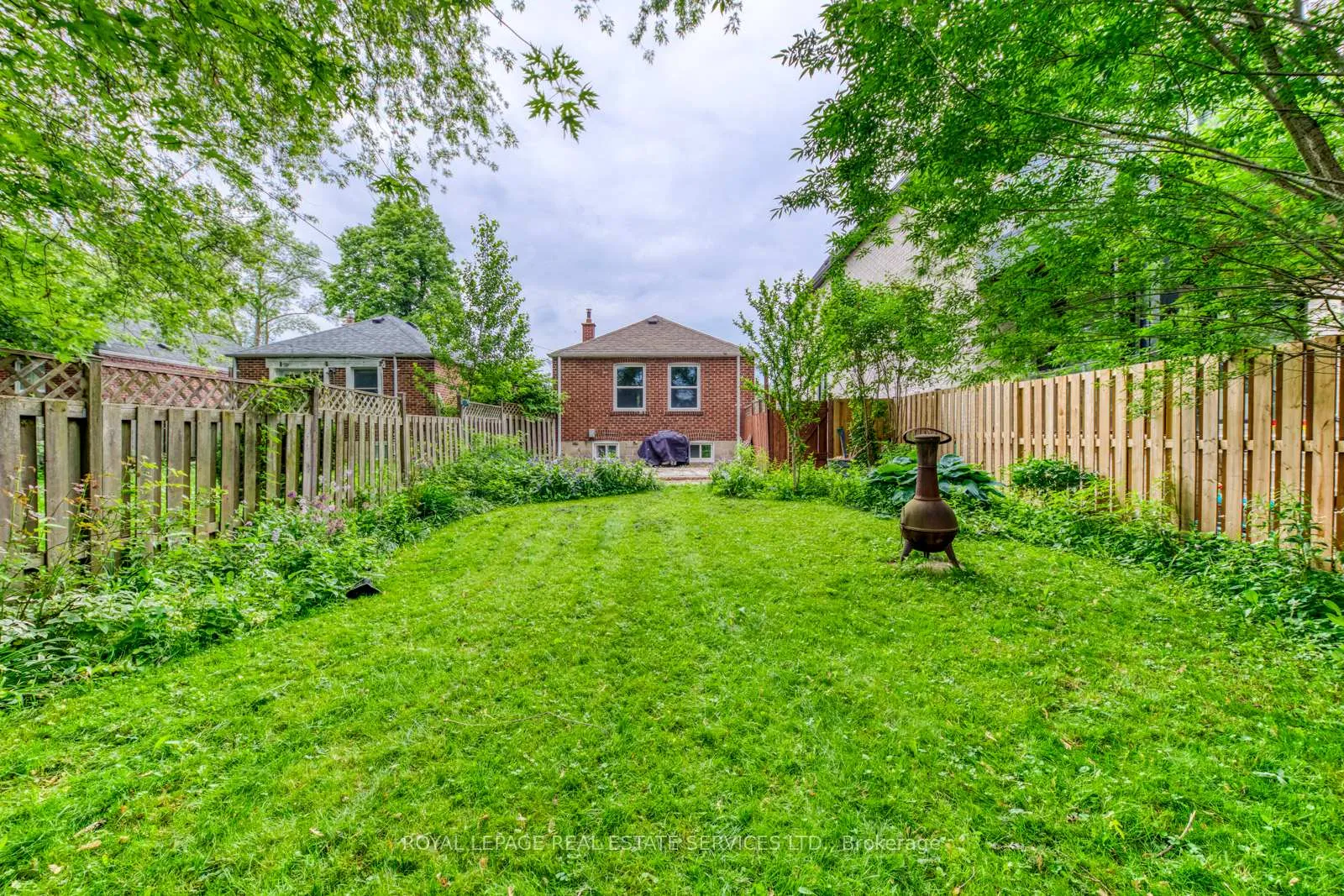 Photo 25 of 75 Elma Street, Etobicoke, Mimico — HOMEH