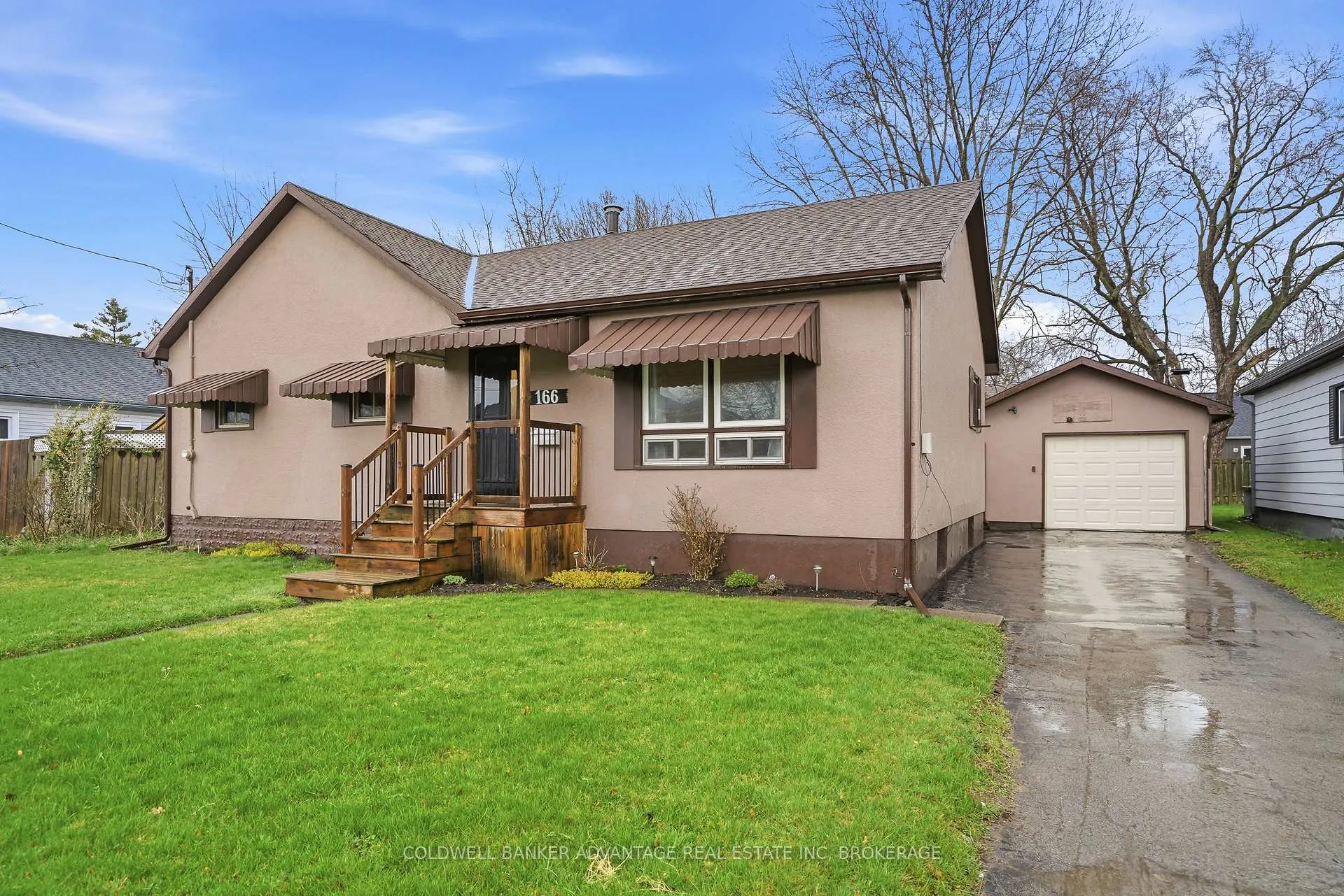 Photo 1 of 166 Crowland Avenue, Welland, Lincoln/Crowland — HOMEH