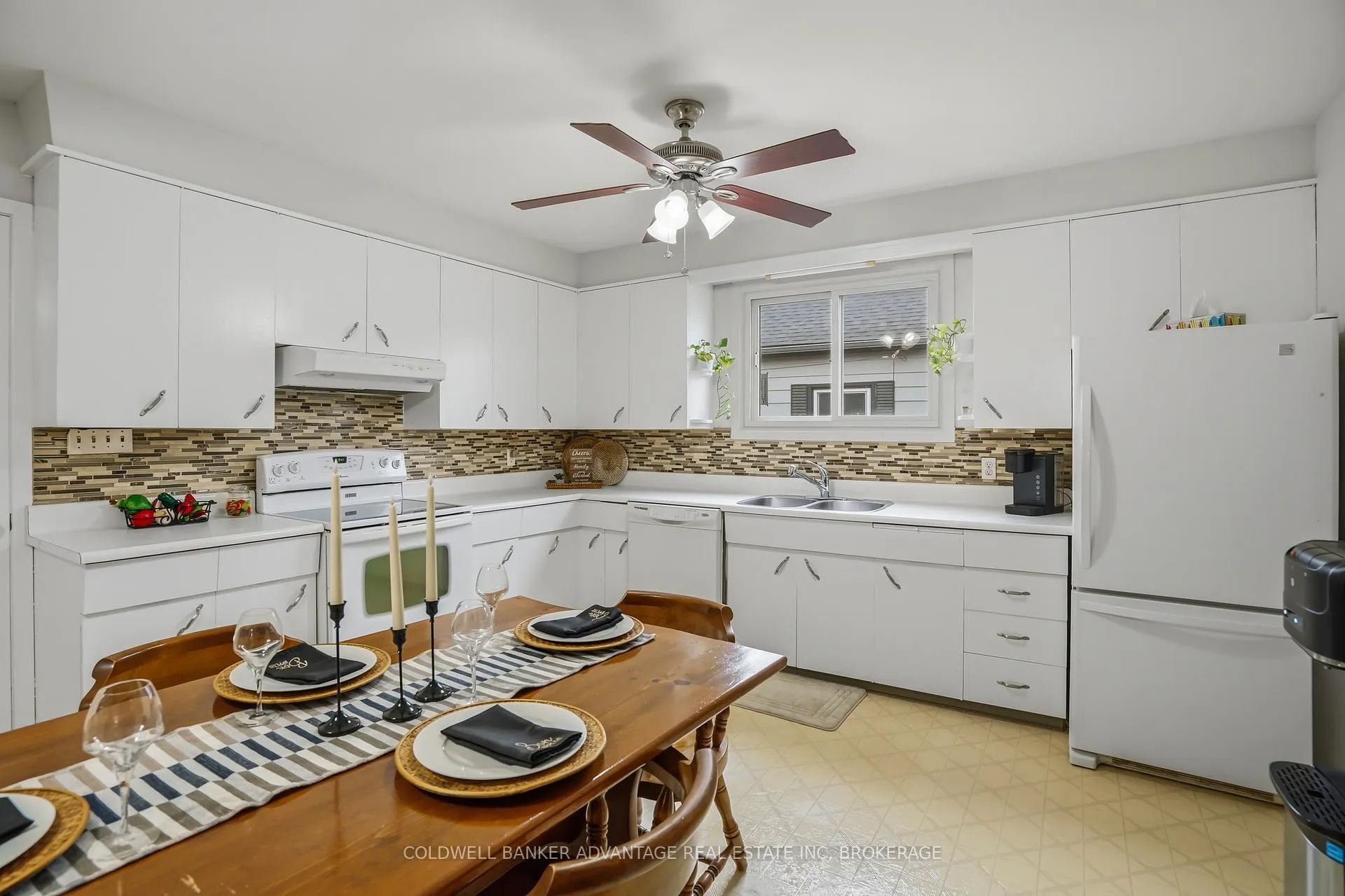 Photo 10 of 166 Crowland Avenue, Welland, Lincoln/Crowland — HOMEH