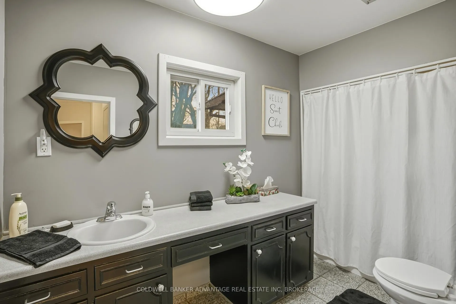 Photo 17 of 166 Crowland Avenue, Welland, Lincoln/Crowland — HOMEH