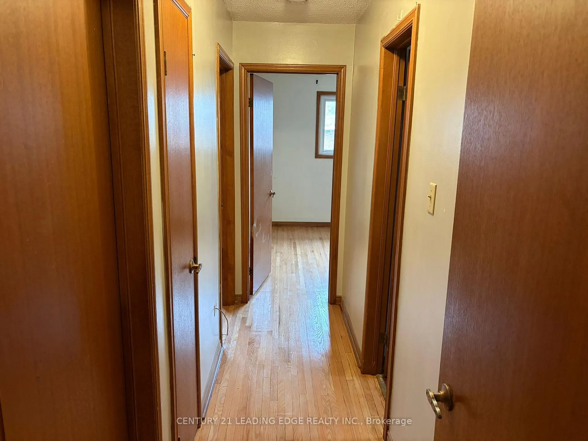 Photo 12 of 127 Risebrough Circuit, Markham, Milliken Mills West — HOMEH