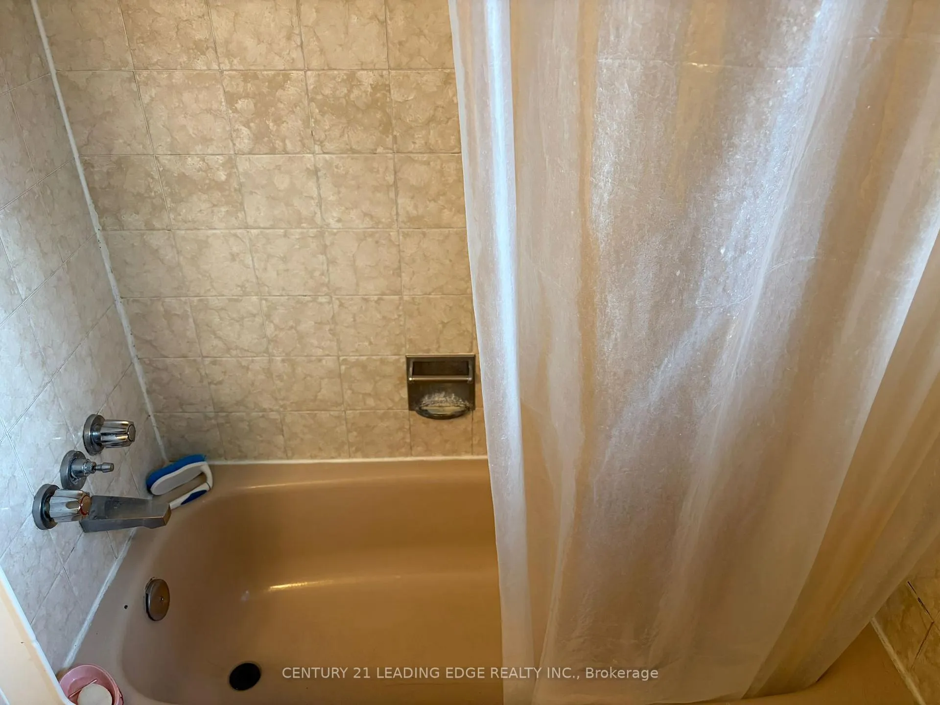 Photo 20 of 127 Risebrough Circuit, Markham, Milliken Mills West — HOMEH
